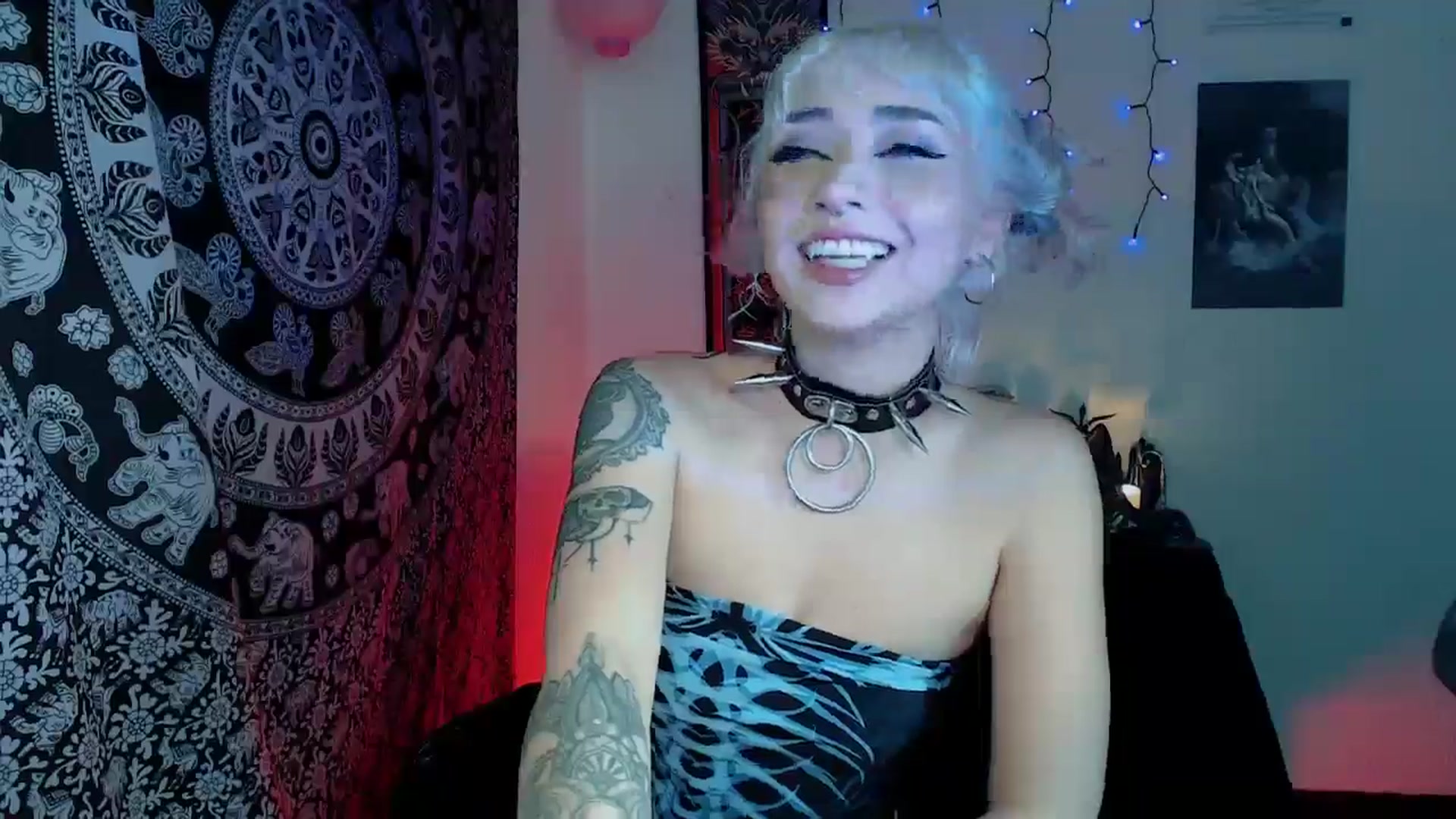 Gallery image thumbnail from Petit_Haze's myfreecams stream on, 11/15/2025, 06:34 image 5 of 20