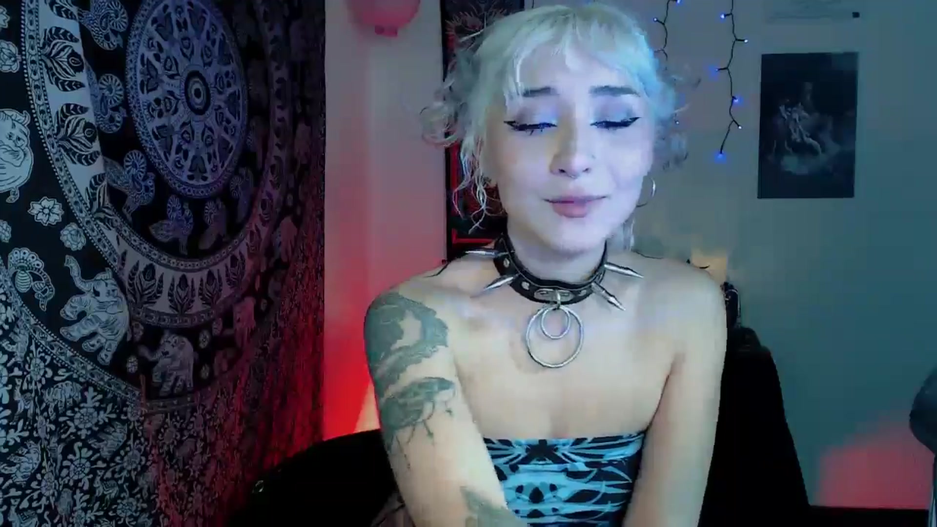 Gallery image thumbnail from Petit_Haze's myfreecams stream on, 11/15/2025, 06:34 image 13 of 20