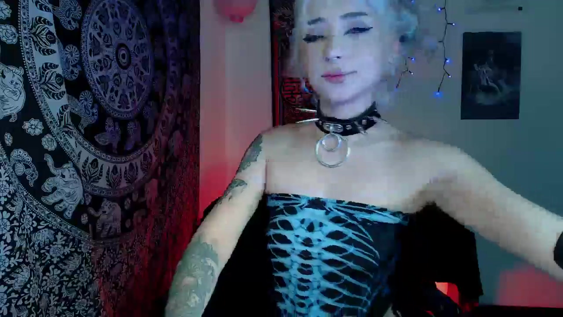 Gallery image thumbnail from Petit_Haze's myfreecams stream on, 11/15/2025, 06:34 image 6 of 20