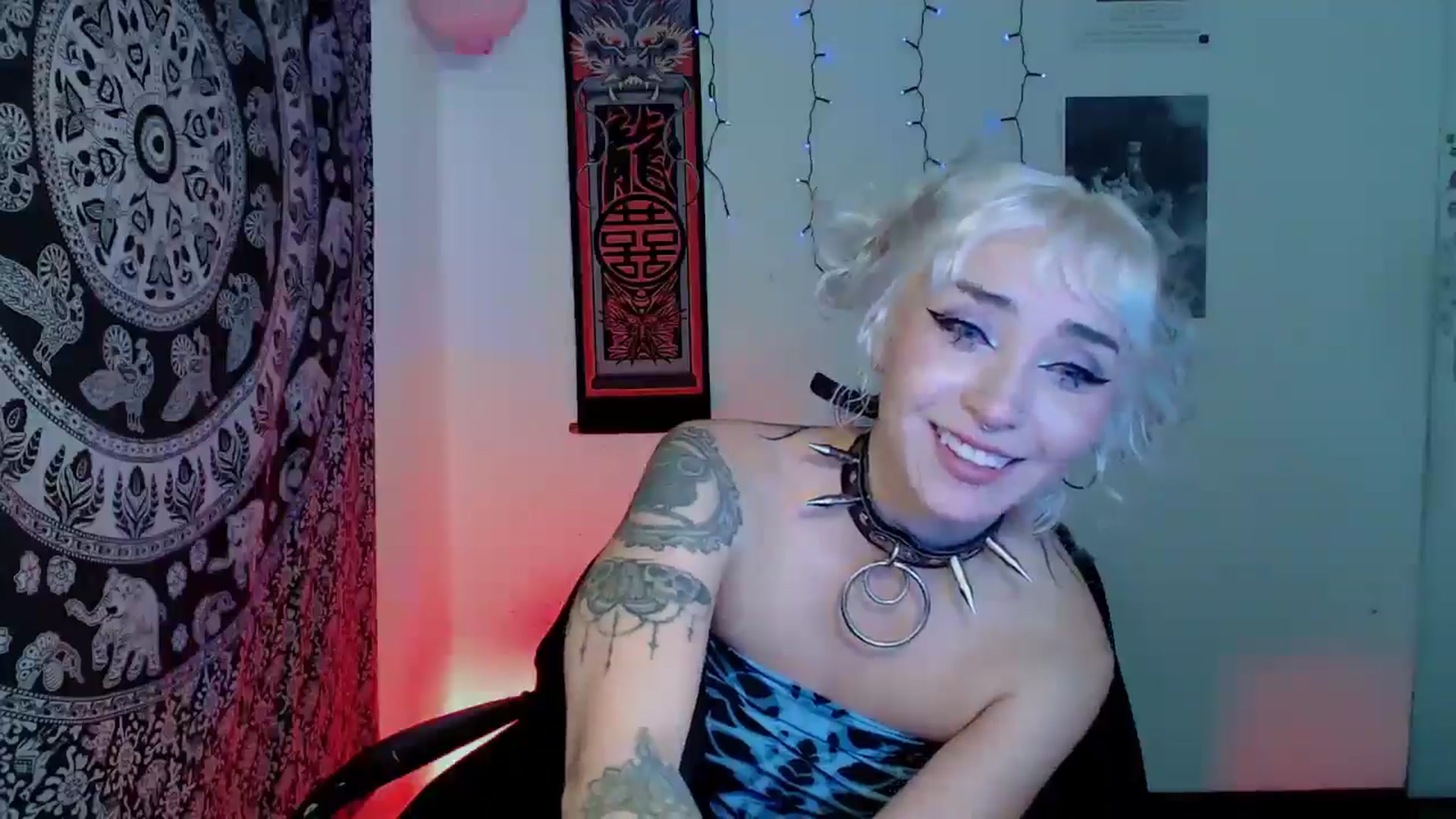 Gallery image thumbnail from Petit_Haze's myfreecams stream on, 11/15/2025, 09:36 image 15 of 20