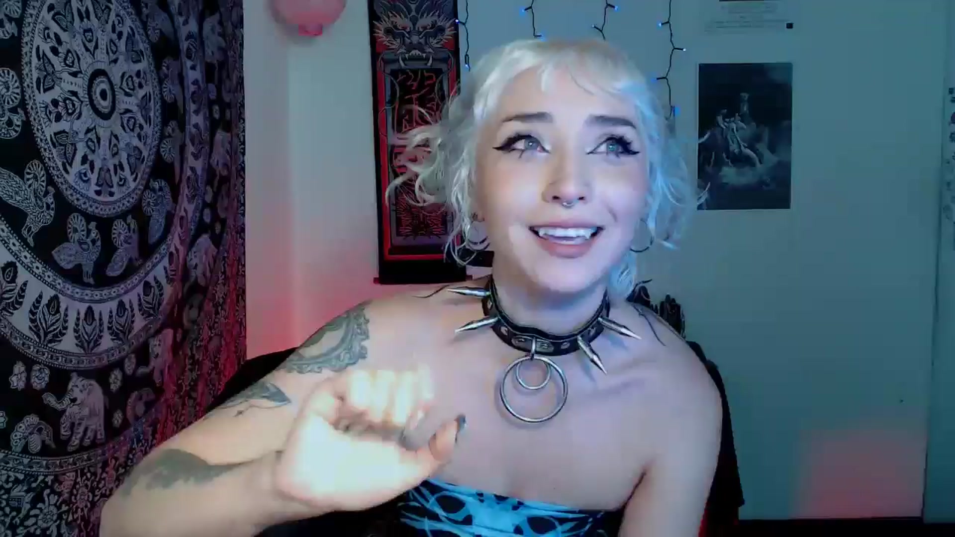 Gallery image thumbnail from Petit_Haze's myfreecams stream on, 11/15/2025, 09:36 image 17 of 20