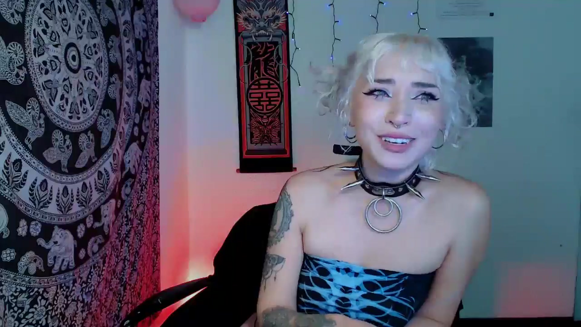 Gallery image thumbnail from Petit_Haze's myfreecams stream on, 11/15/2025, 09:36 image 4 of 20