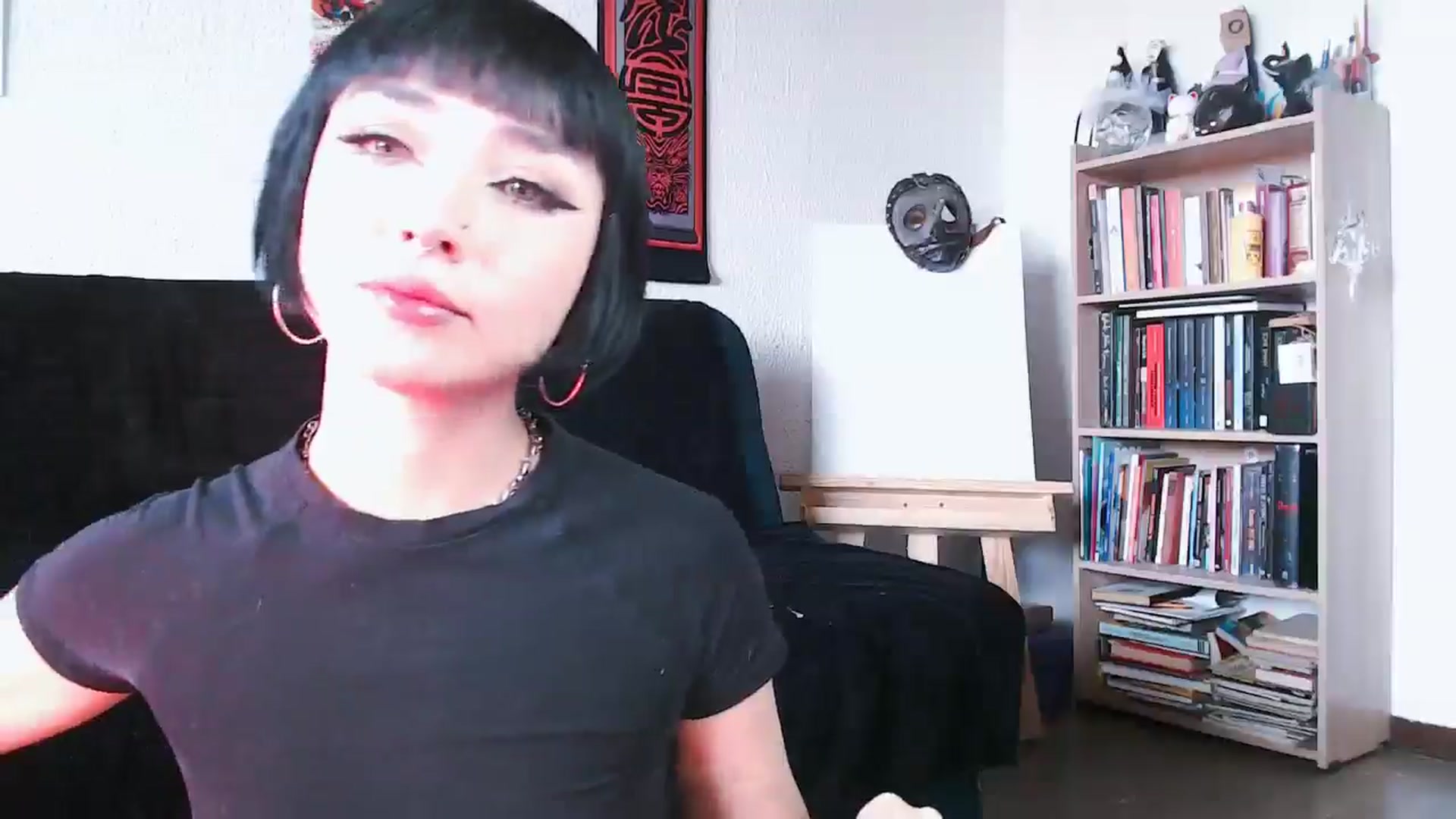 Gallery image thumbnail from Petit_Haze's myfreecams stream on, 11/19/2025, 15:47 image 4 of 20