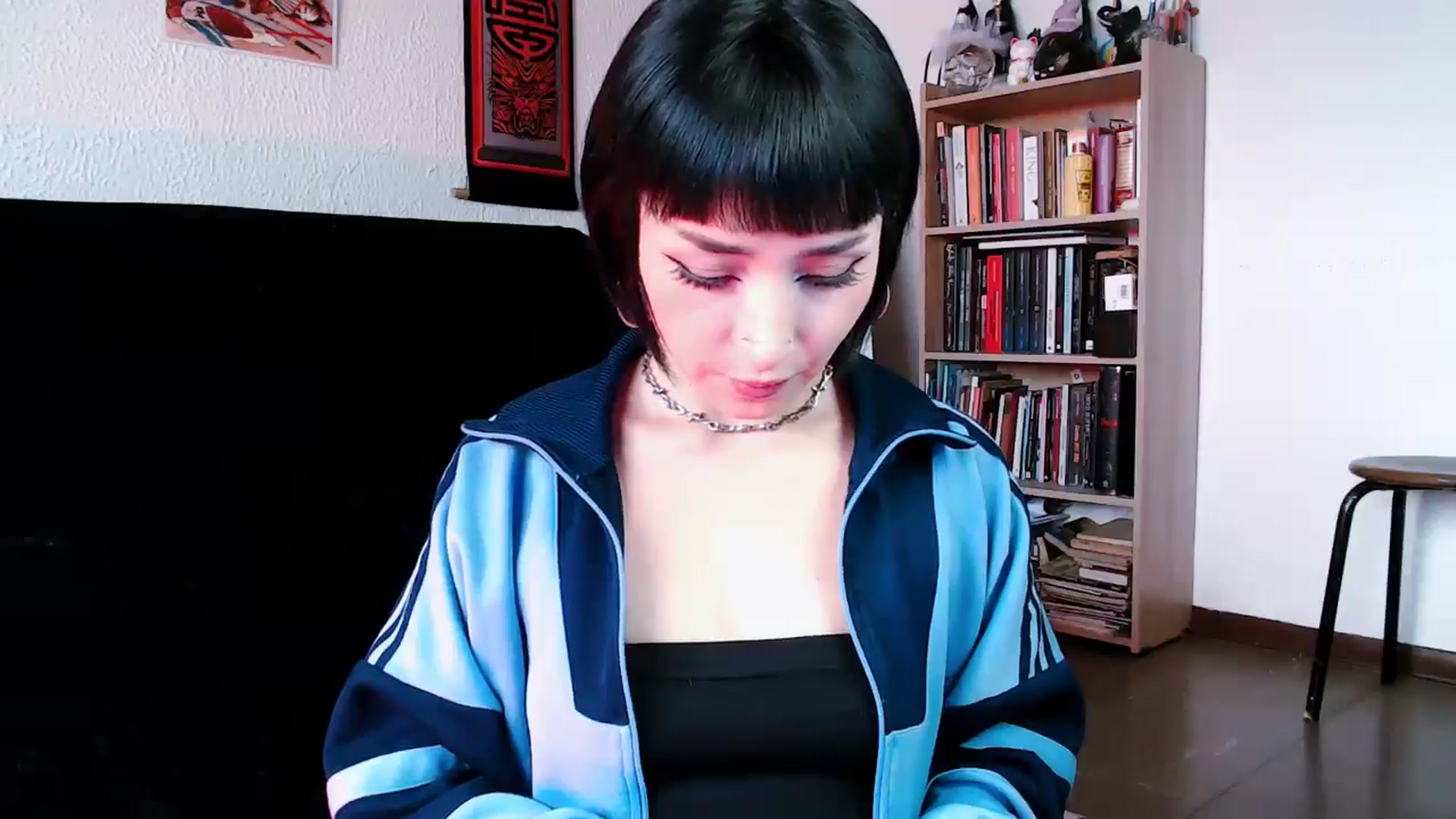 Gallery image thumbnail from Petit_Haze's myfreecams stream on, 11/19/2025, 16:15 image 2 of 20