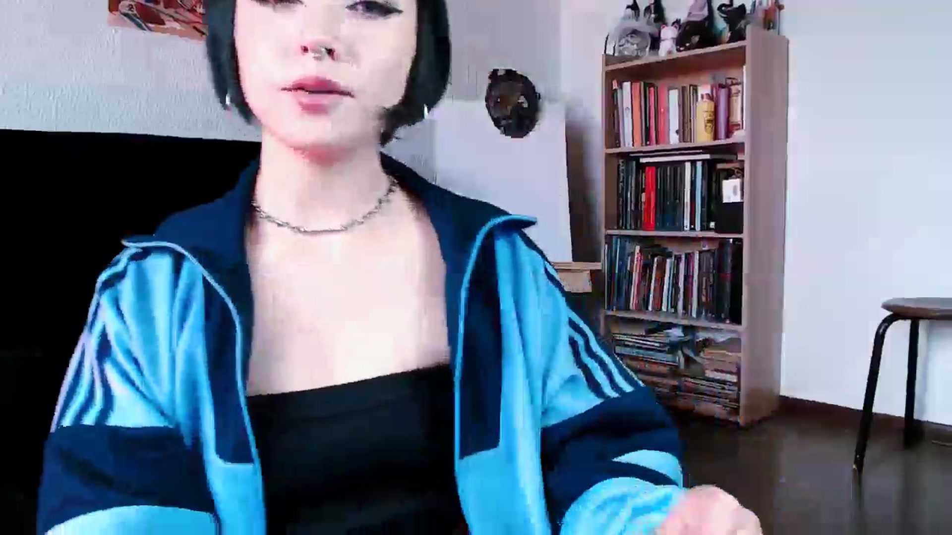Gallery image thumbnail from Petit_Haze's myfreecams stream on, 11/19/2025, 16:15 image 13 of 20