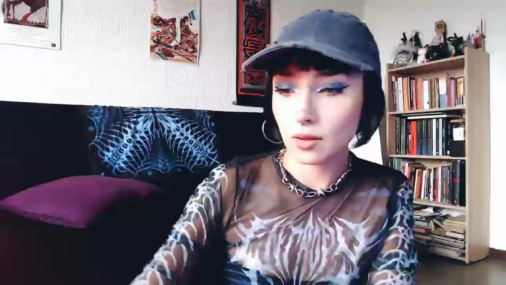 Gallery image thumbnail from Petit_Haze's myfreecams stream on, 11/20/2025, 19:51 image 10 of 20