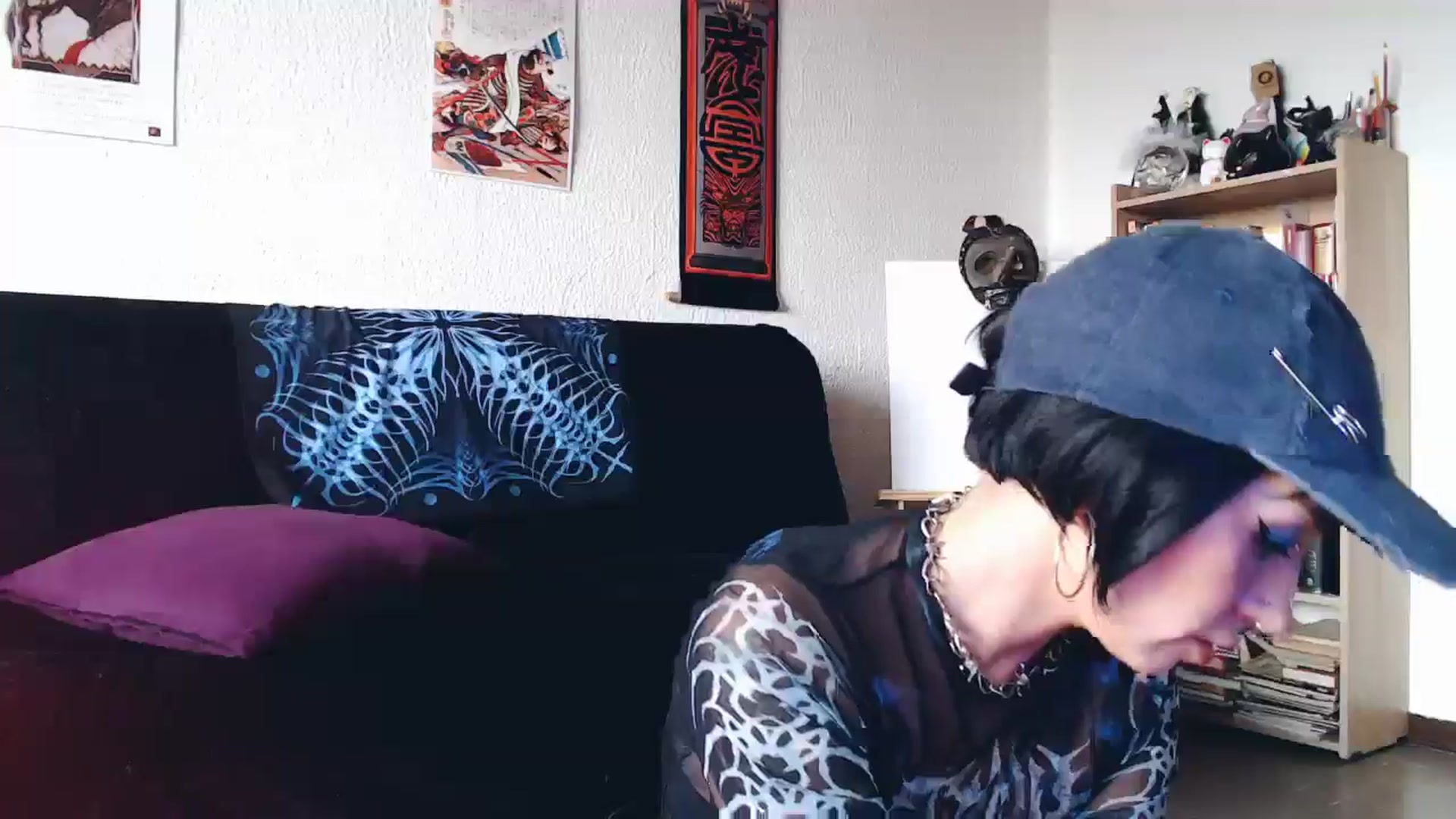 Gallery image thumbnail from Petit_Haze's myfreecams stream on, 11/20/2025, 19:51 image 7 of 20