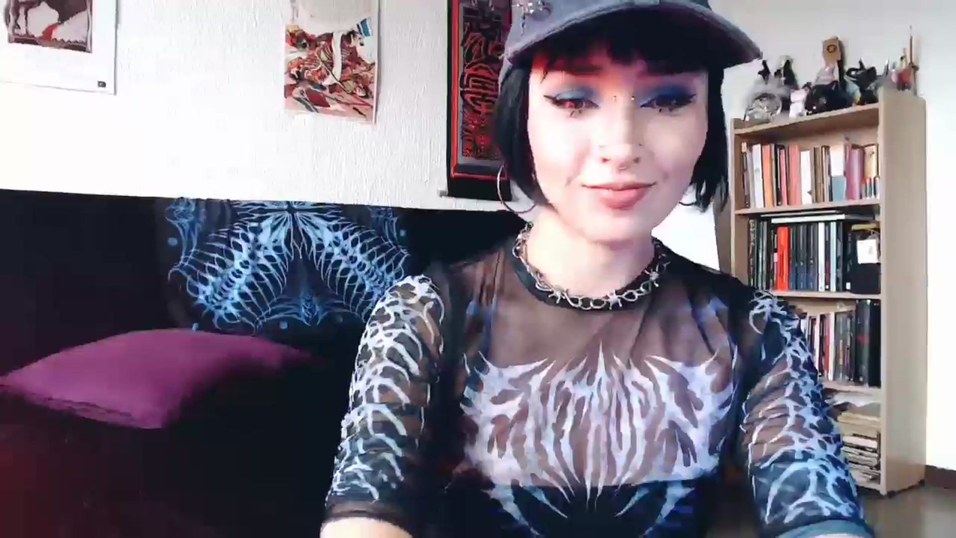 Gallery image thumbnail from Petit_Haze's myfreecams stream on, 11/20/2025, 19:51 image 4 of 20