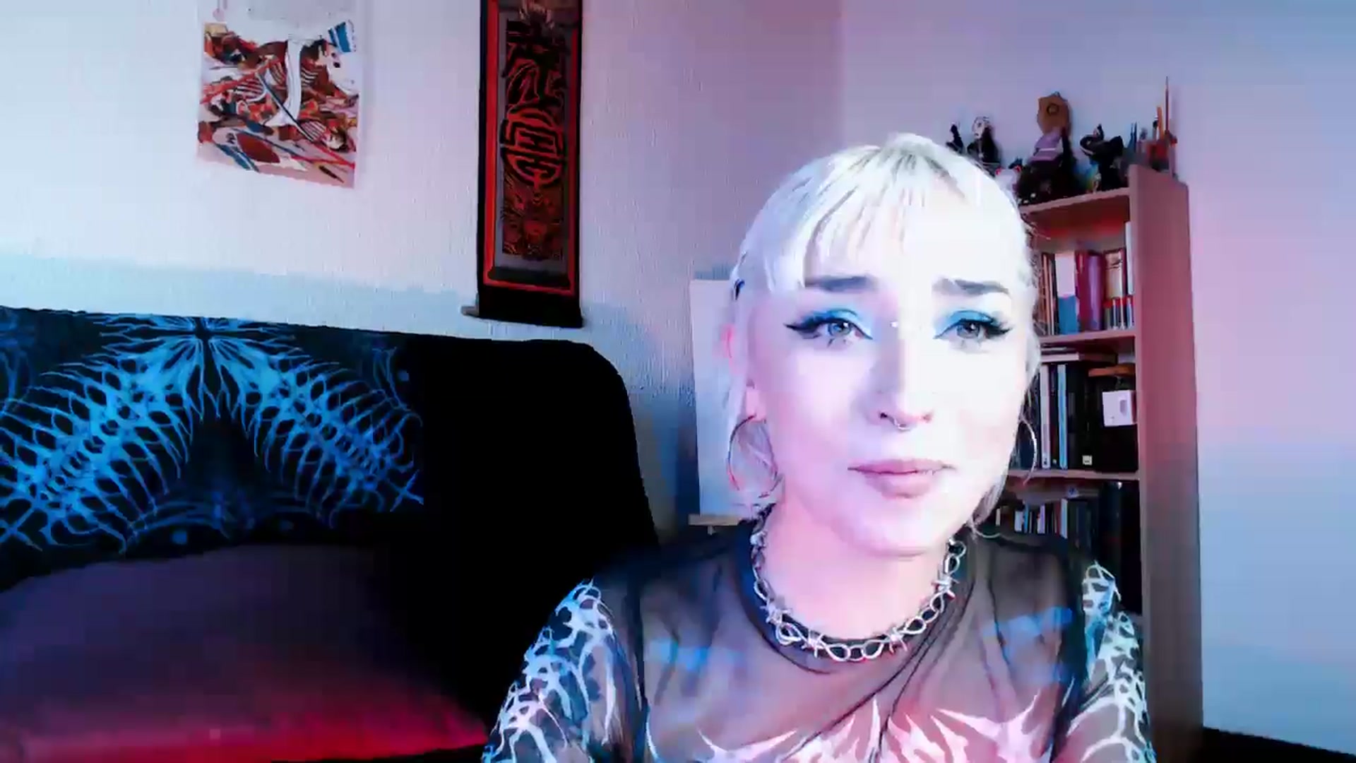 Gallery image thumbnail from Petit_Haze's myfreecams stream on, 11/20/2025, 22:03 image 17 of 20