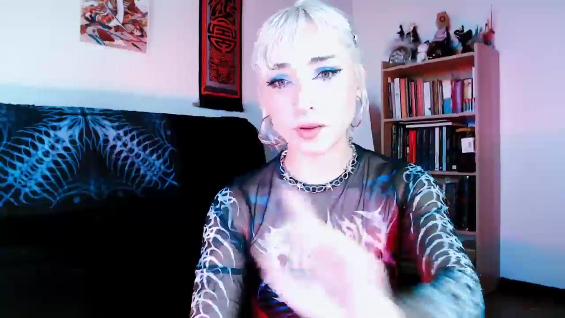 Gallery image thumbnail from Petit_Haze's myfreecams stream on, 11/20/2025, 22:03 image 6 of 20