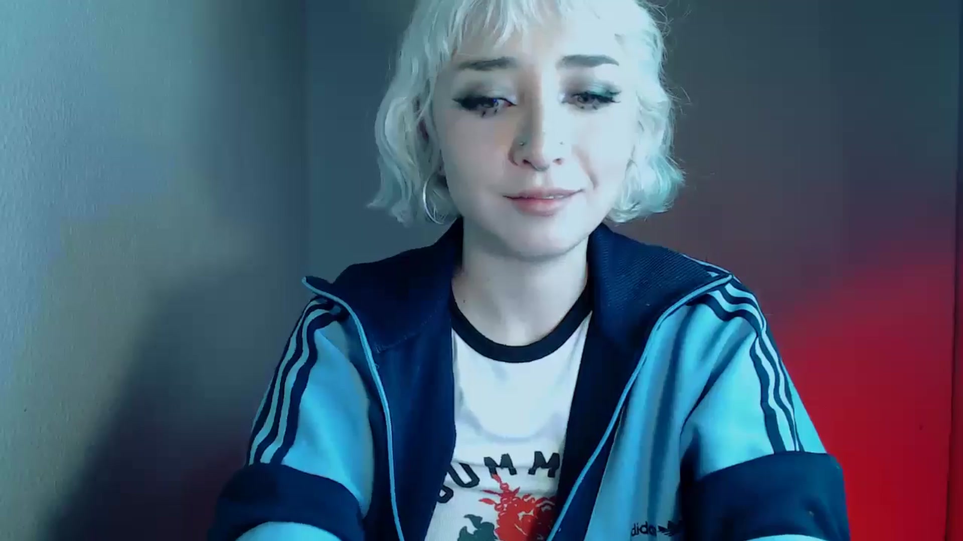 Gallery image thumbnail from Petit_Haze's myfreecams stream on, 11/22/2025, 07:13 image 16 of 20