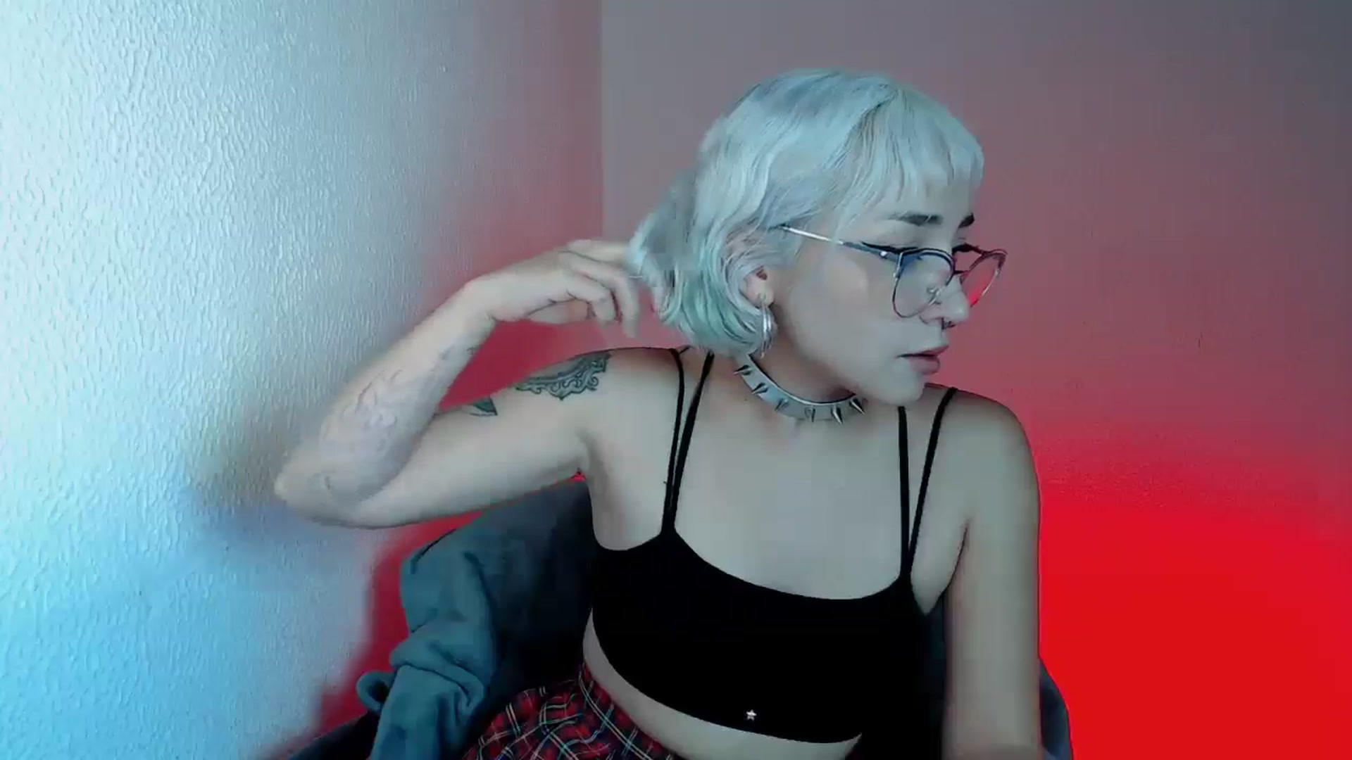 Gallery image thumbnail from Petit_Haze's myfreecams stream on, 11/26/2025, 05:02 image 20 of 20
