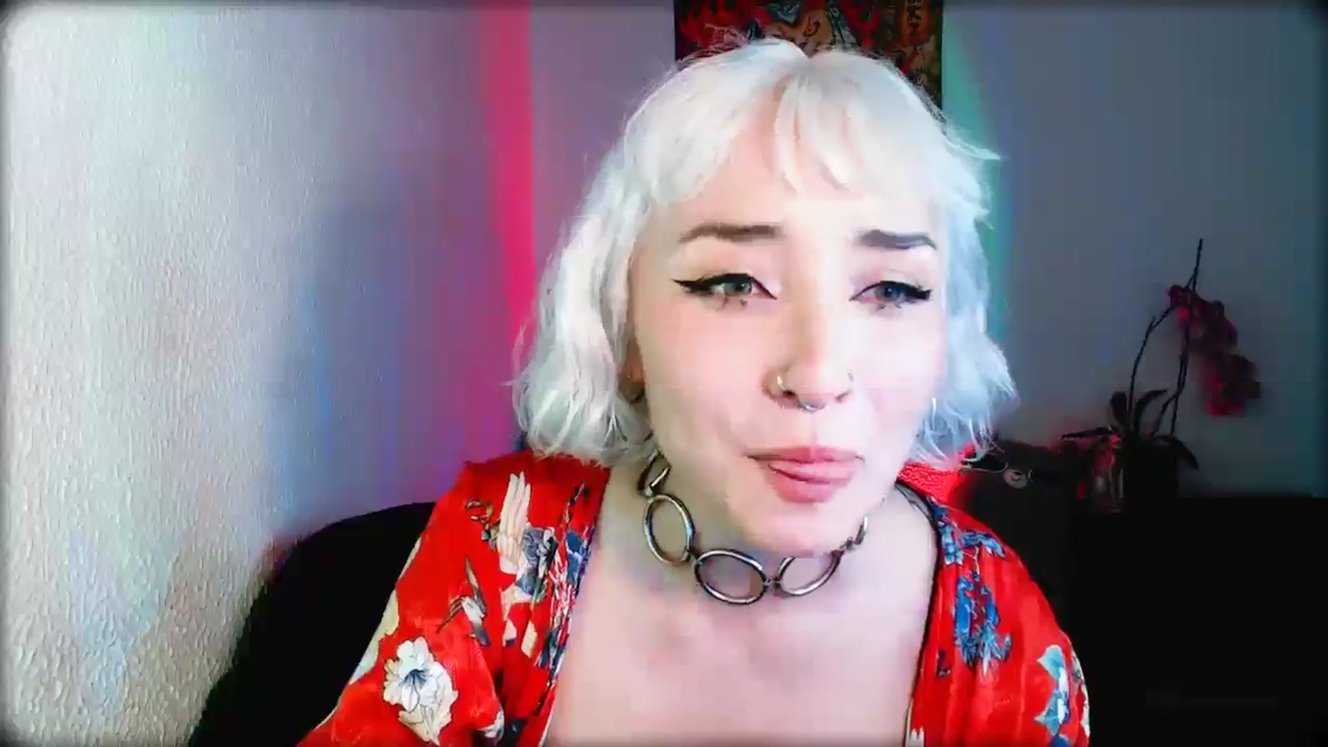 Gallery image thumbnail from Petit_Haze's myfreecams stream on, 02/07/2026, 07:06 image 13 of 20