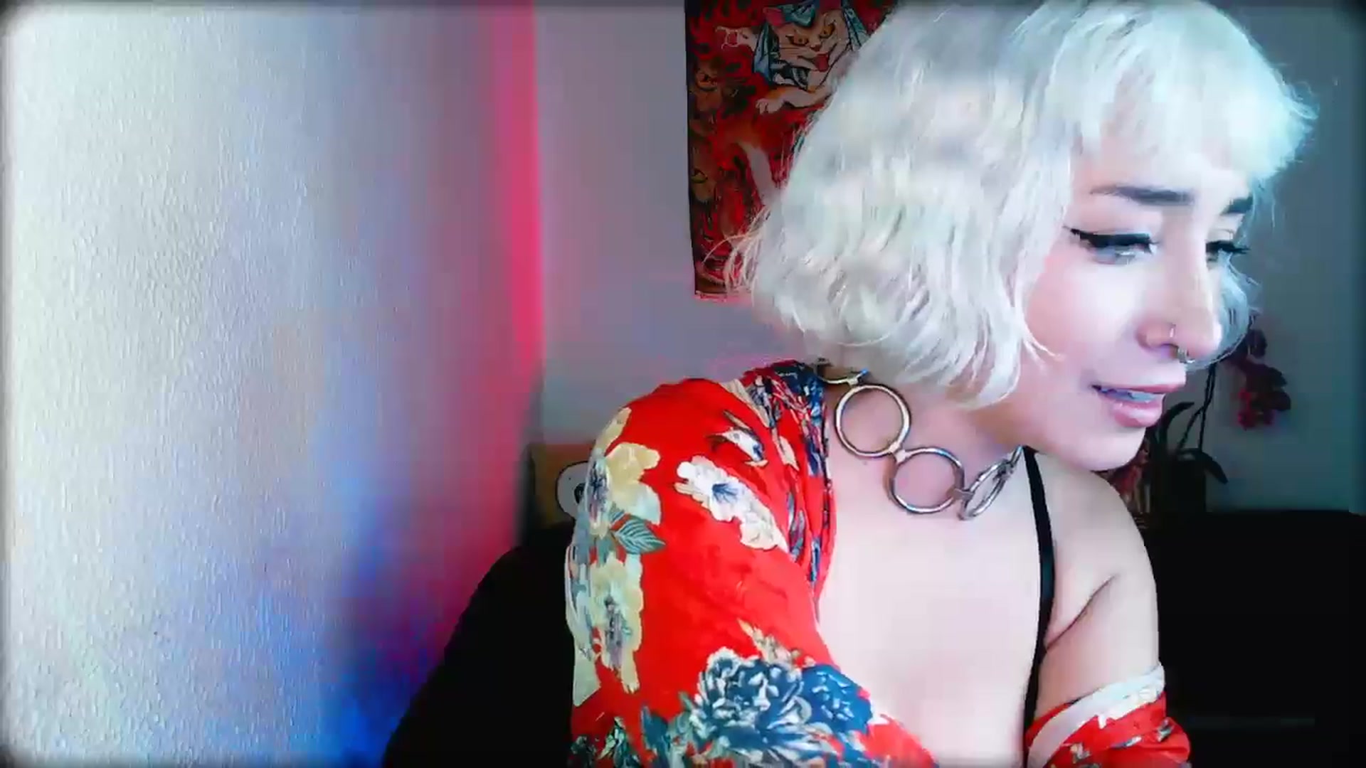Gallery image thumbnail from Petit_Haze's myfreecams stream on, 02/07/2026, 08:37 image 10 of 20