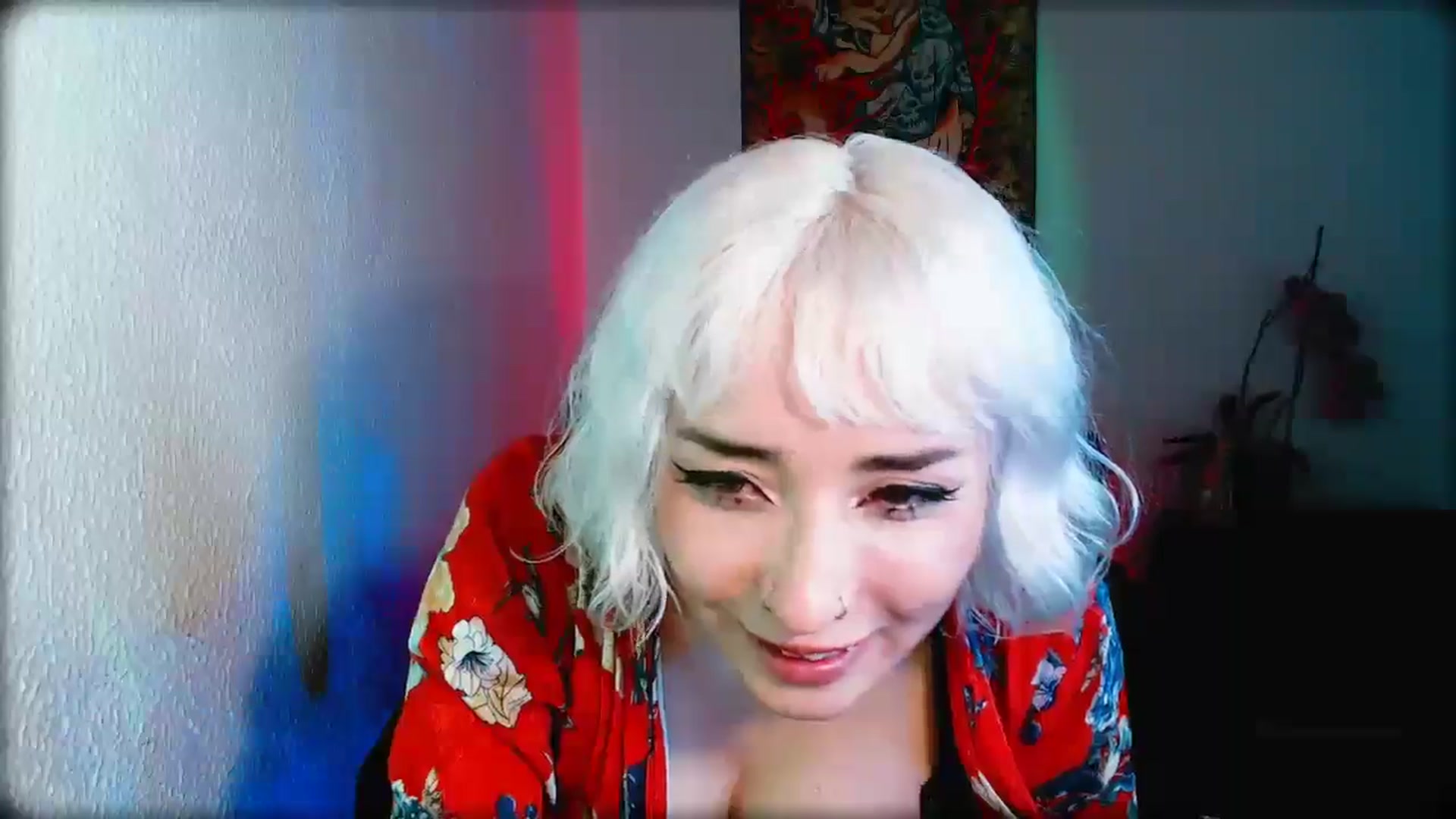 Gallery image thumbnail from Petit_Haze's myfreecams stream on, 02/07/2026, 08:37 image 2 of 20