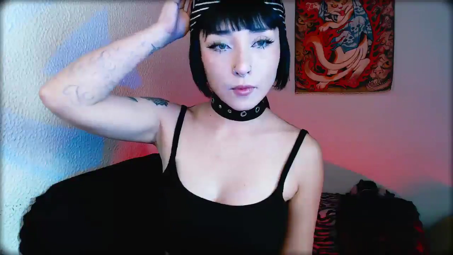 Gallery image thumbnail from Petit_Haze's myfreecams stream on, 02/20/2026, 01:16 image 11 of 20