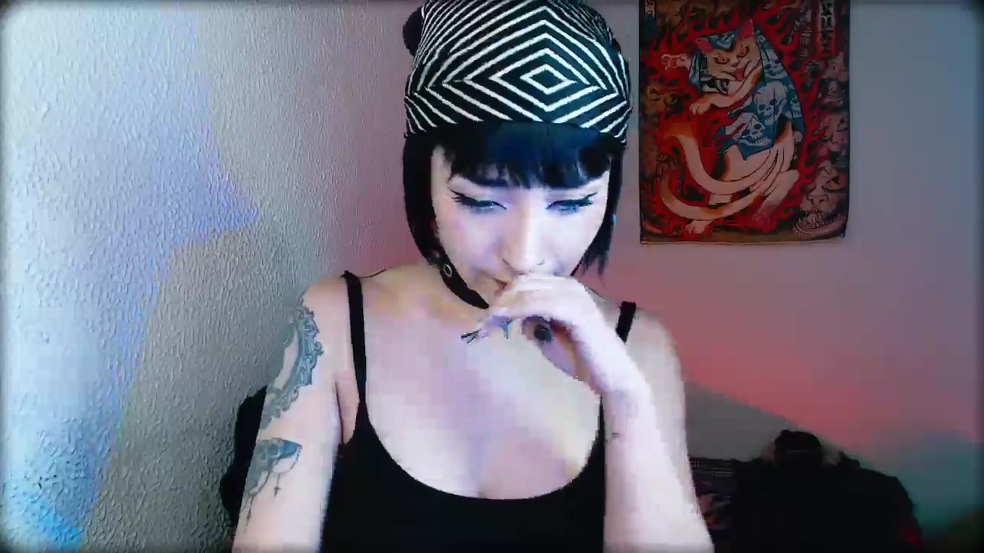 Gallery image thumbnail from Petit_Haze's myfreecams stream on, 02/20/2026, 01:16 image 18 of 20