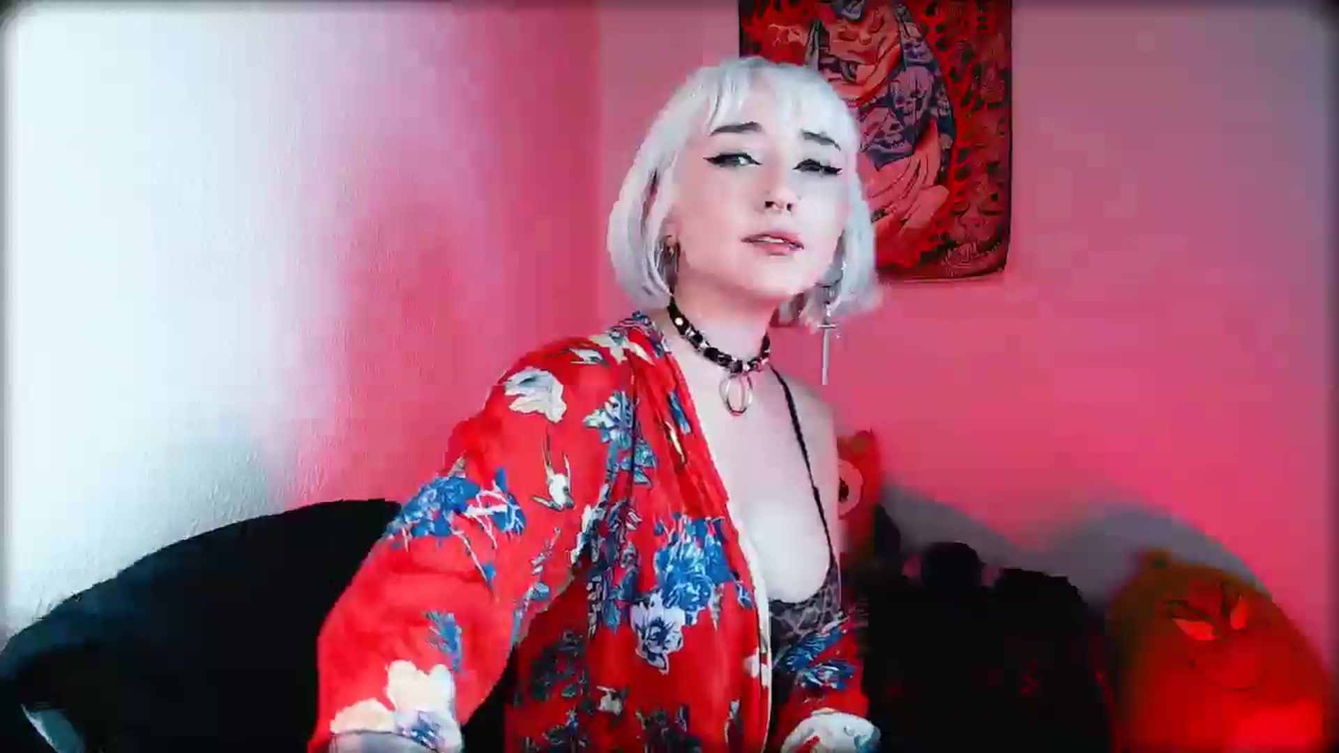 Gallery image thumbnail from Petit_Haze's myfreecams stream on, 02/21/2026, 01:23 image 13 of 20