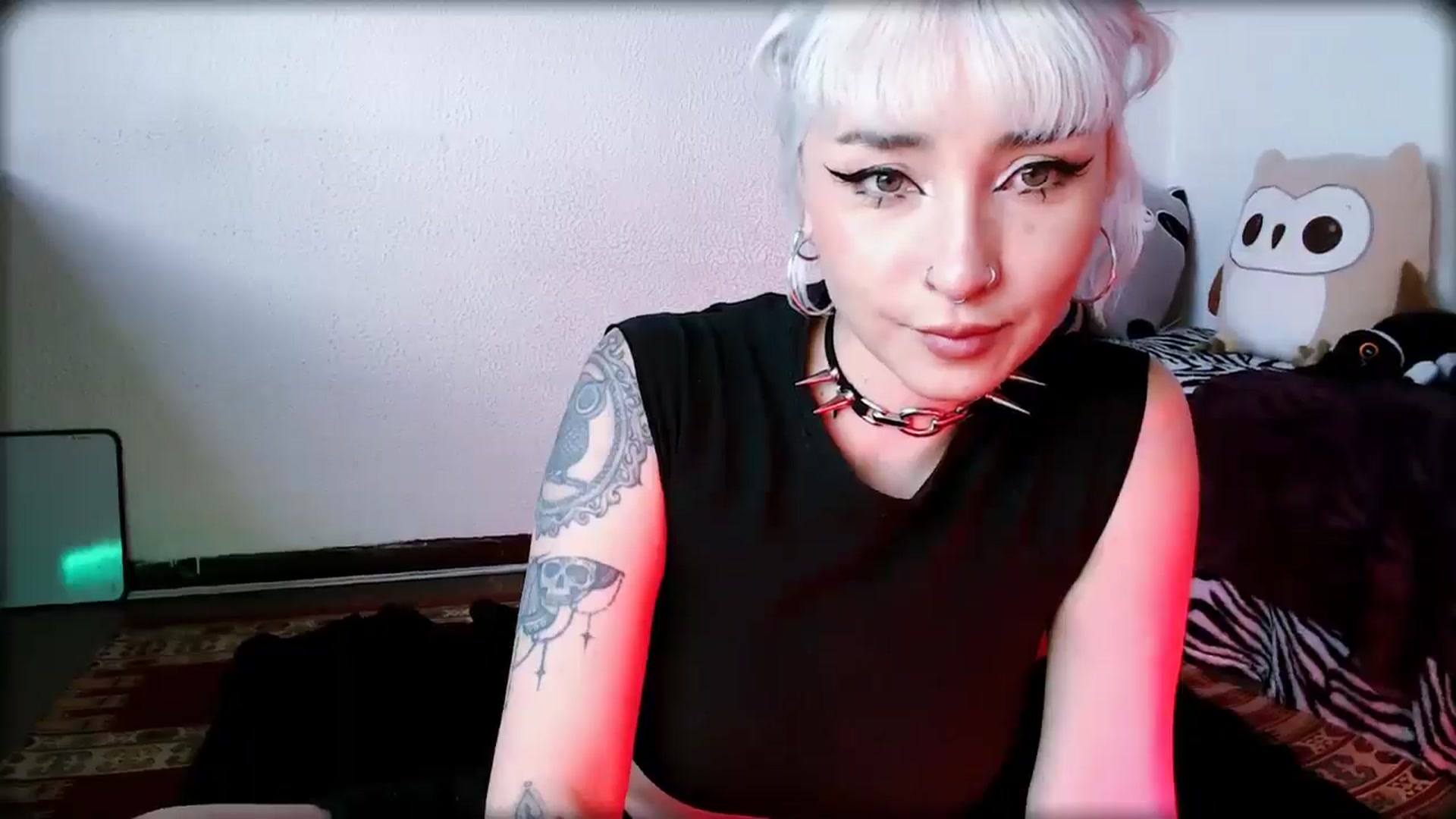 Gallery image thumbnail from Petit_Haze's myfreecams stream on, 02/25/2026, 22:11 image 17 of 20