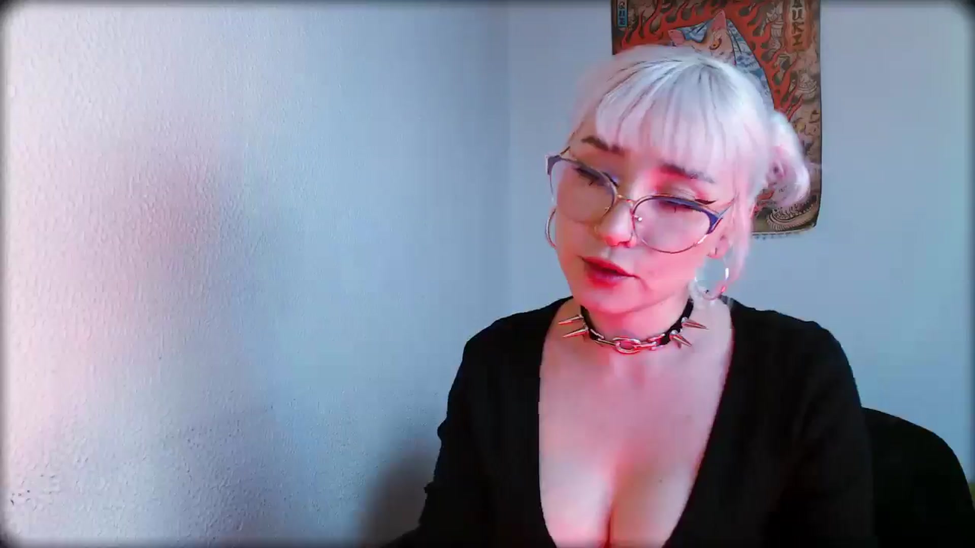 Gallery image thumbnail from Petit_Haze's myfreecams stream on, 02/25/2026, 23:10 image 17 of 20