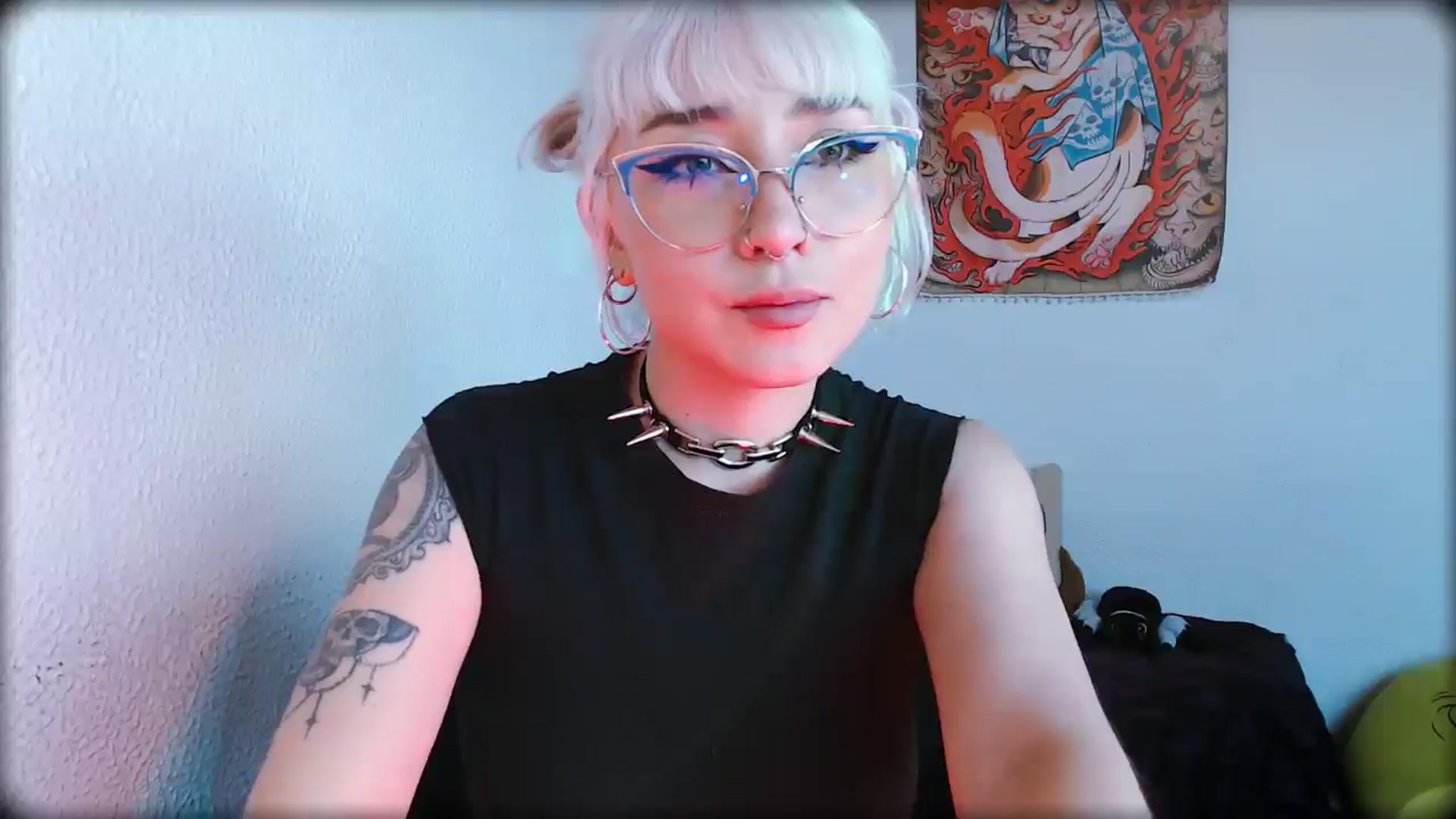 Gallery image thumbnail from Petit_Haze's myfreecams stream on, 02/25/2026, 23:10 image 9 of 20