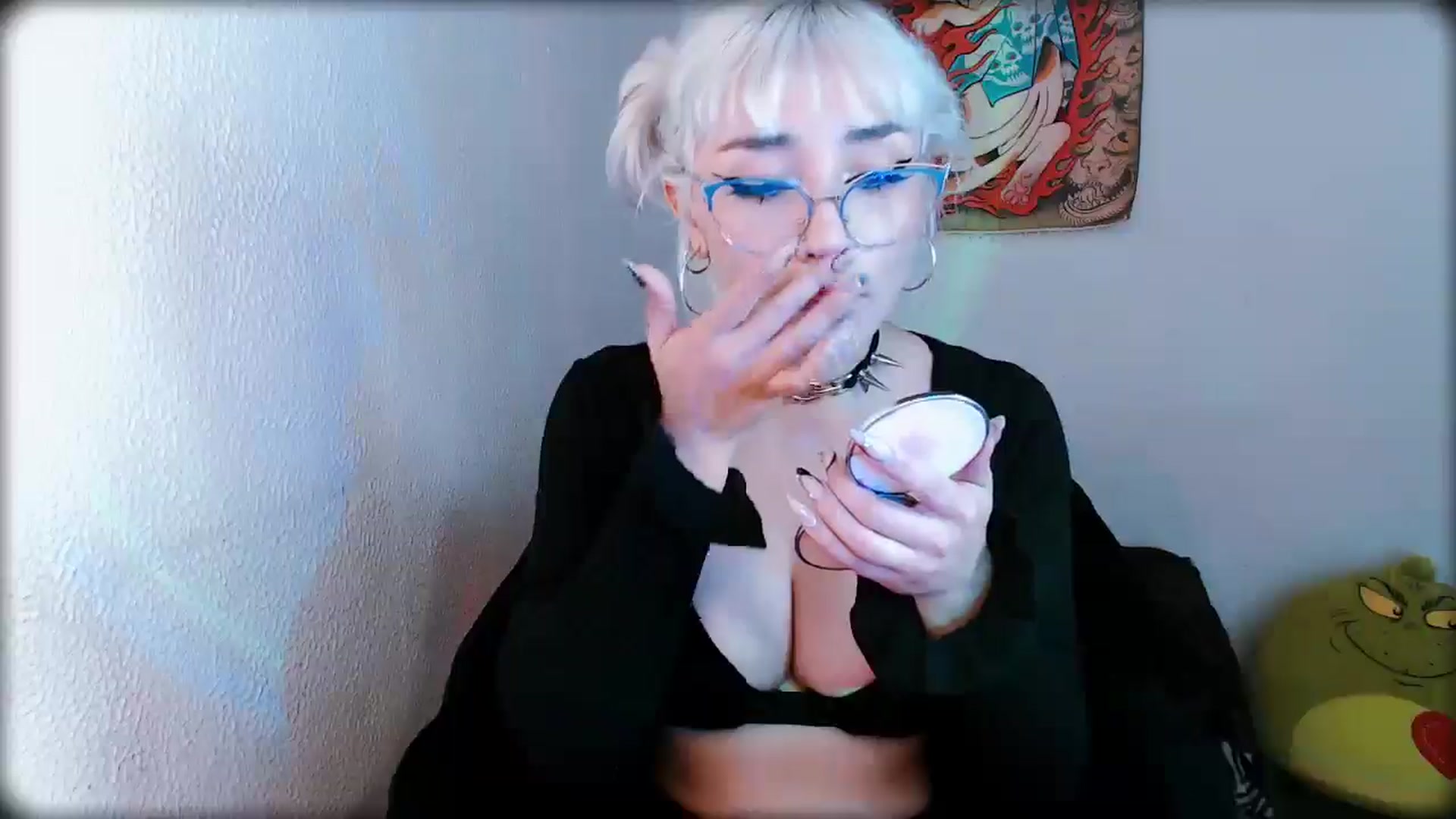 Gallery image thumbnail from Petit_Haze's myfreecams stream on, 02/26/2026, 24:52 image 11 of 20