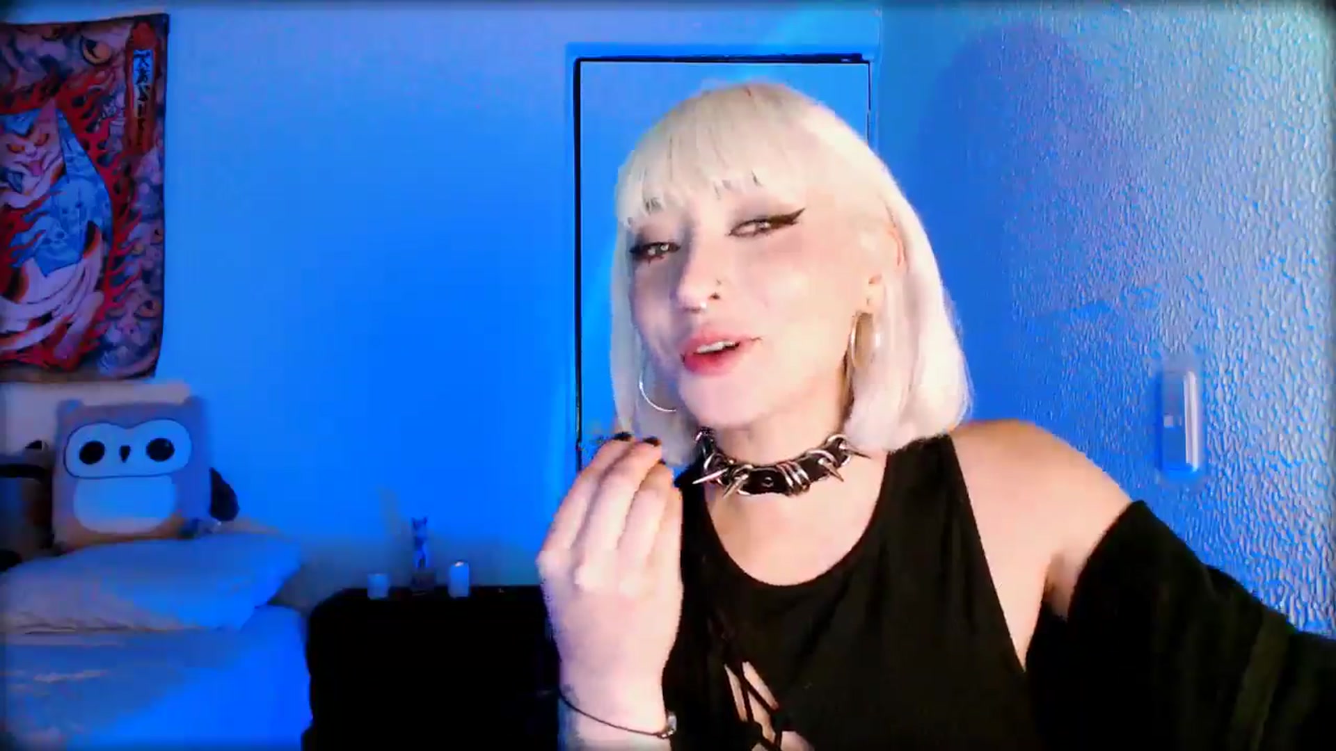 Gallery image thumbnail from Petit_Haze's myfreecams stream on, 05/10/2026, 09:08 image 6 of 20