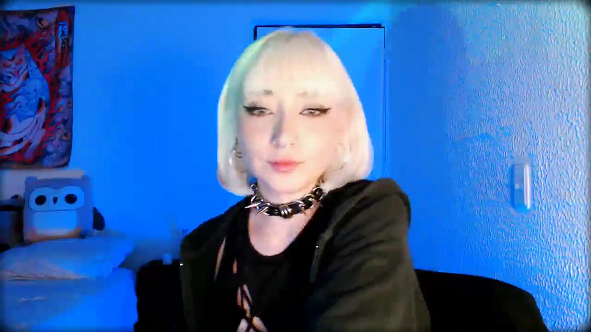 Gallery image thumbnail from Petit_Haze's myfreecams stream on, 05/10/2026, 09:08 image 5 of 20