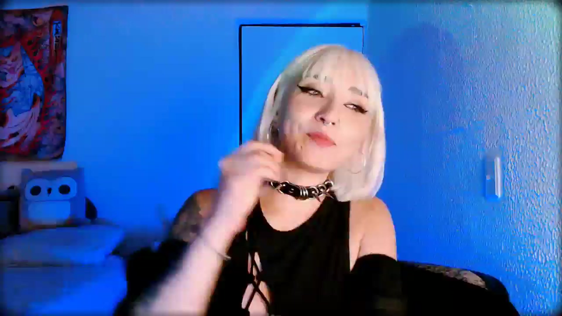 Gallery image thumbnail from Petit_Haze's myfreecams stream on, 05/10/2026, 09:08 image 14 of 20