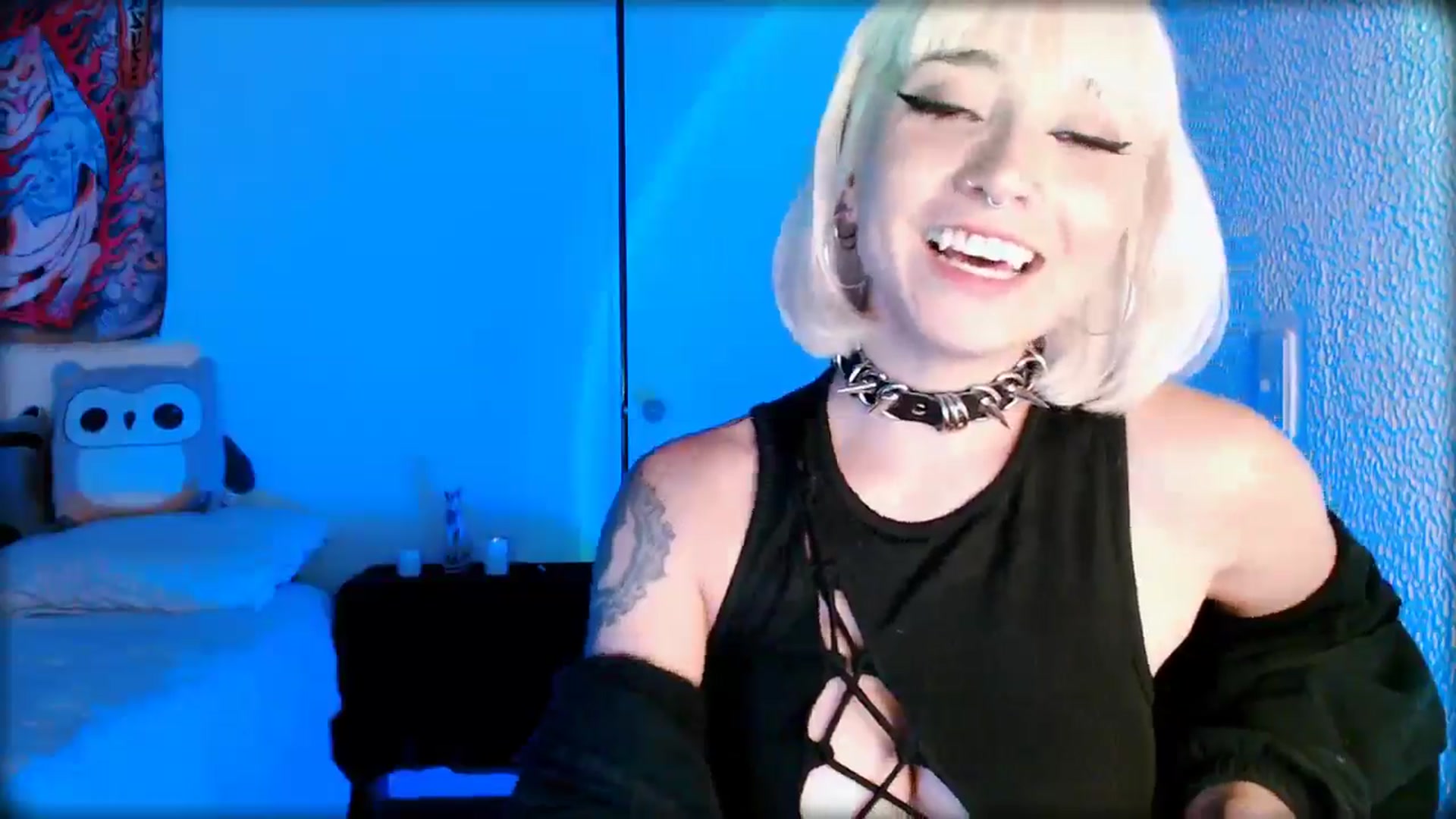 Gallery image thumbnail from Petit_Haze's myfreecams stream on, 05/10/2026, 09:08 image 18 of 20