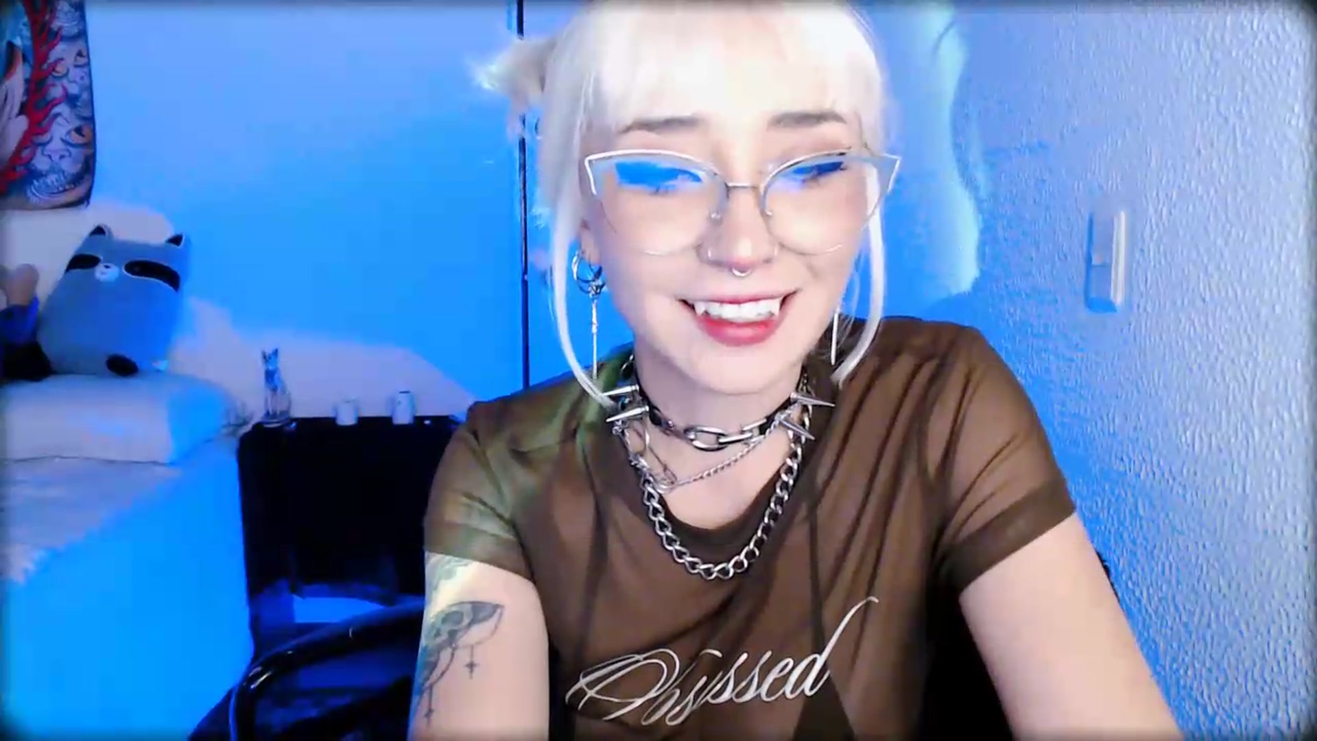 Gallery image thumbnail from Petit_Haze's myfreecams stream on, 05/16/2026, 05:22 image 8 of 20