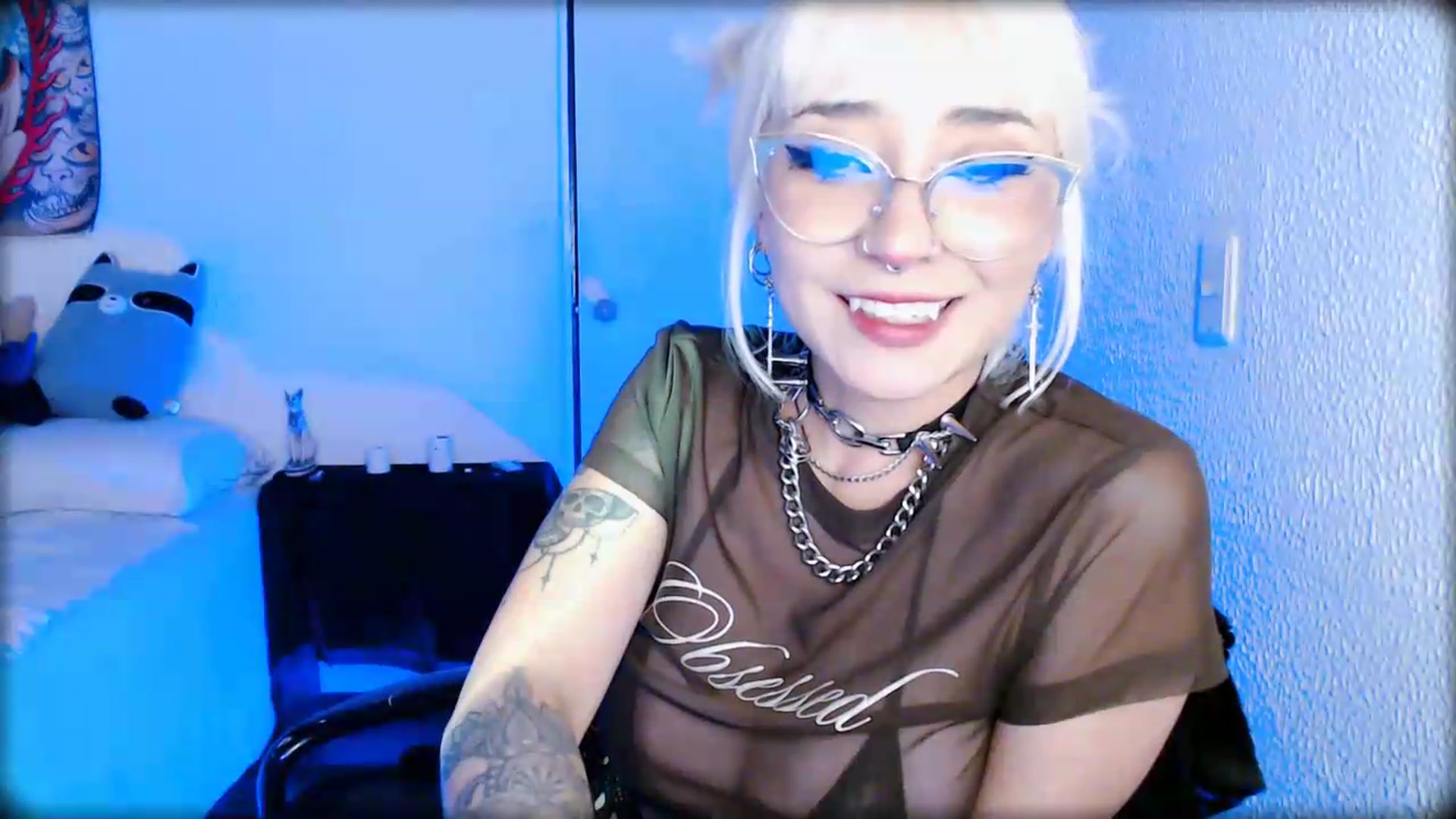 Gallery image thumbnail from Petit_Haze's myfreecams stream on, 05/16/2026, 05:22 image 11 of 20
