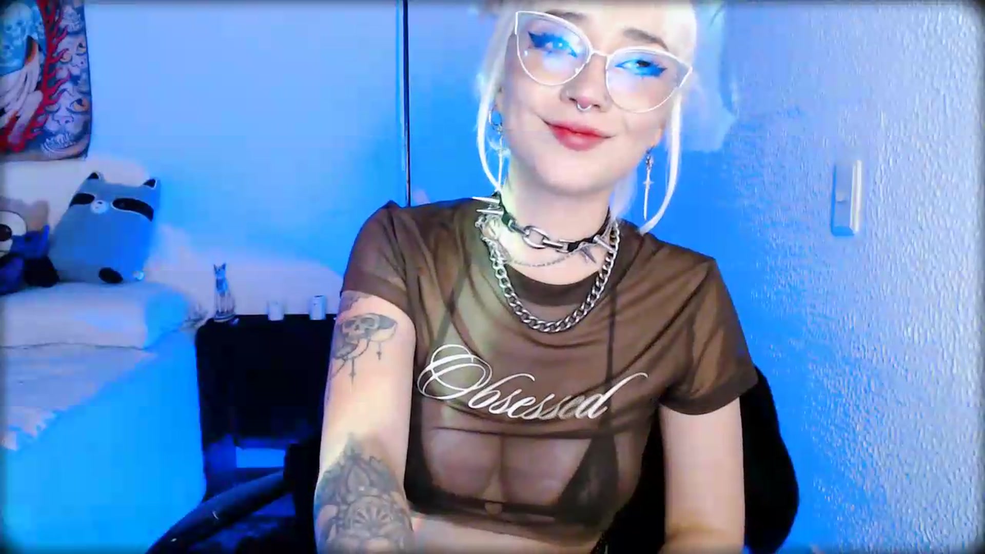 Gallery image thumbnail from Petit_Haze's myfreecams stream on, 05/16/2026, 05:22 image 4 of 20