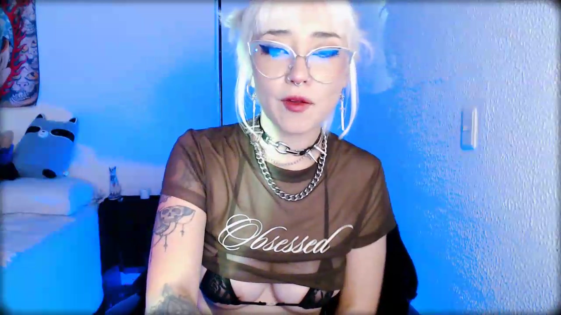 Gallery image thumbnail from Petit_Haze's myfreecams stream on, 05/16/2026, 05:22 image 19 of 20