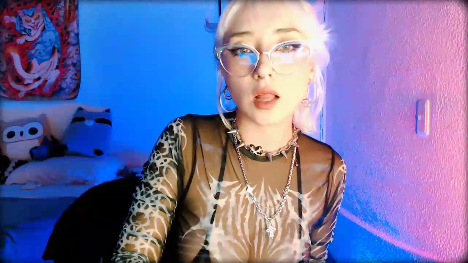 Gallery image thumbnail from Petit_Haze's myfreecams stream on, 05/31/2026, 02:48 image 3 of 20