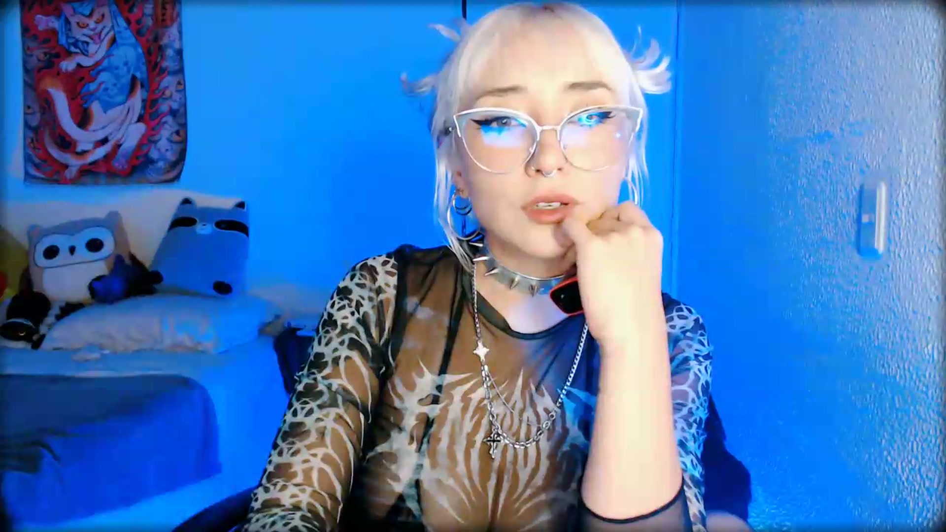 Gallery image thumbnail from Petit_Haze's myfreecams stream on, 05/31/2026, 03:35 image 9 of 20