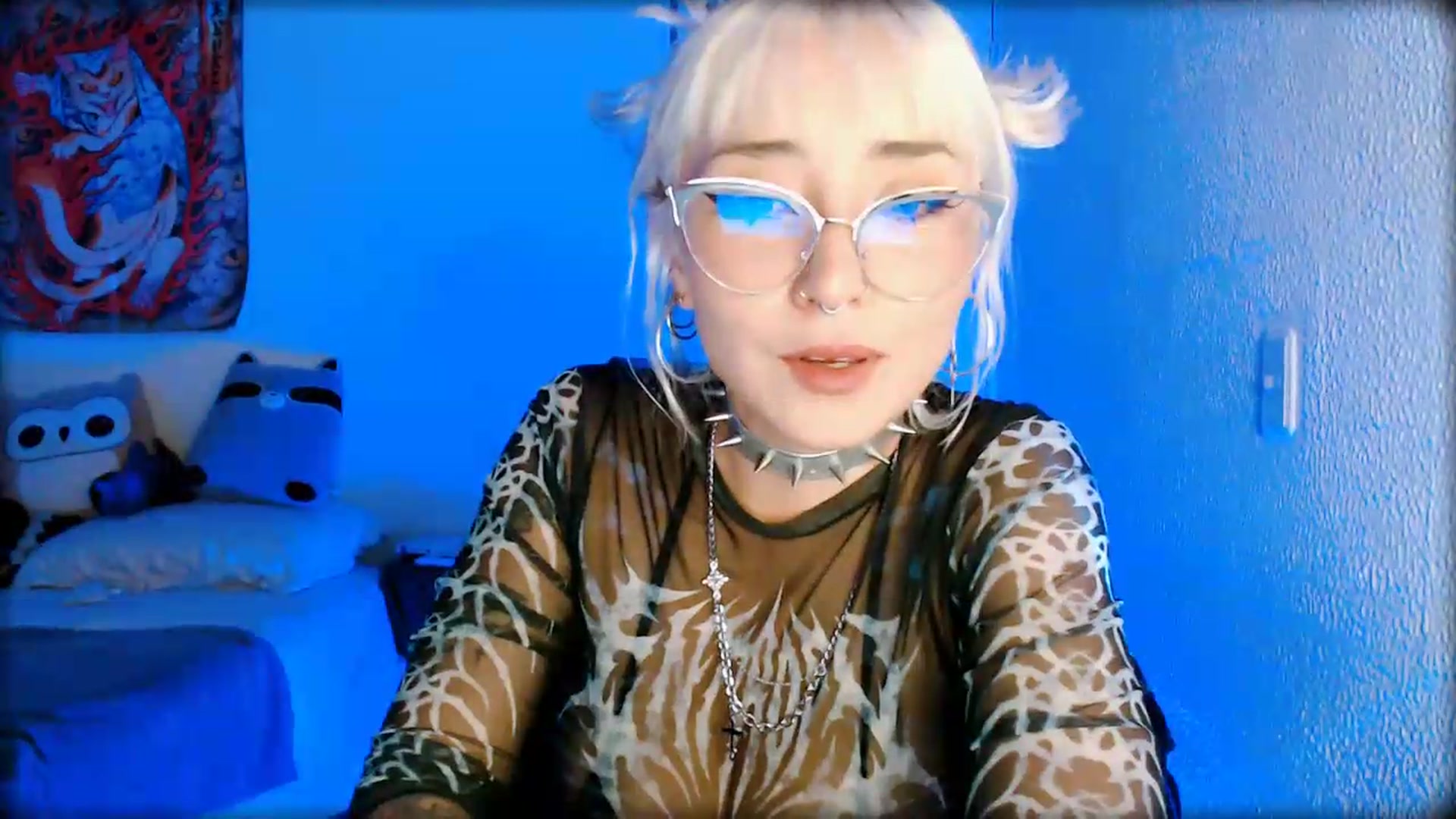 Gallery image thumbnail from Petit_Haze's myfreecams stream on, 05/31/2026, 05:31 image 11 of 20