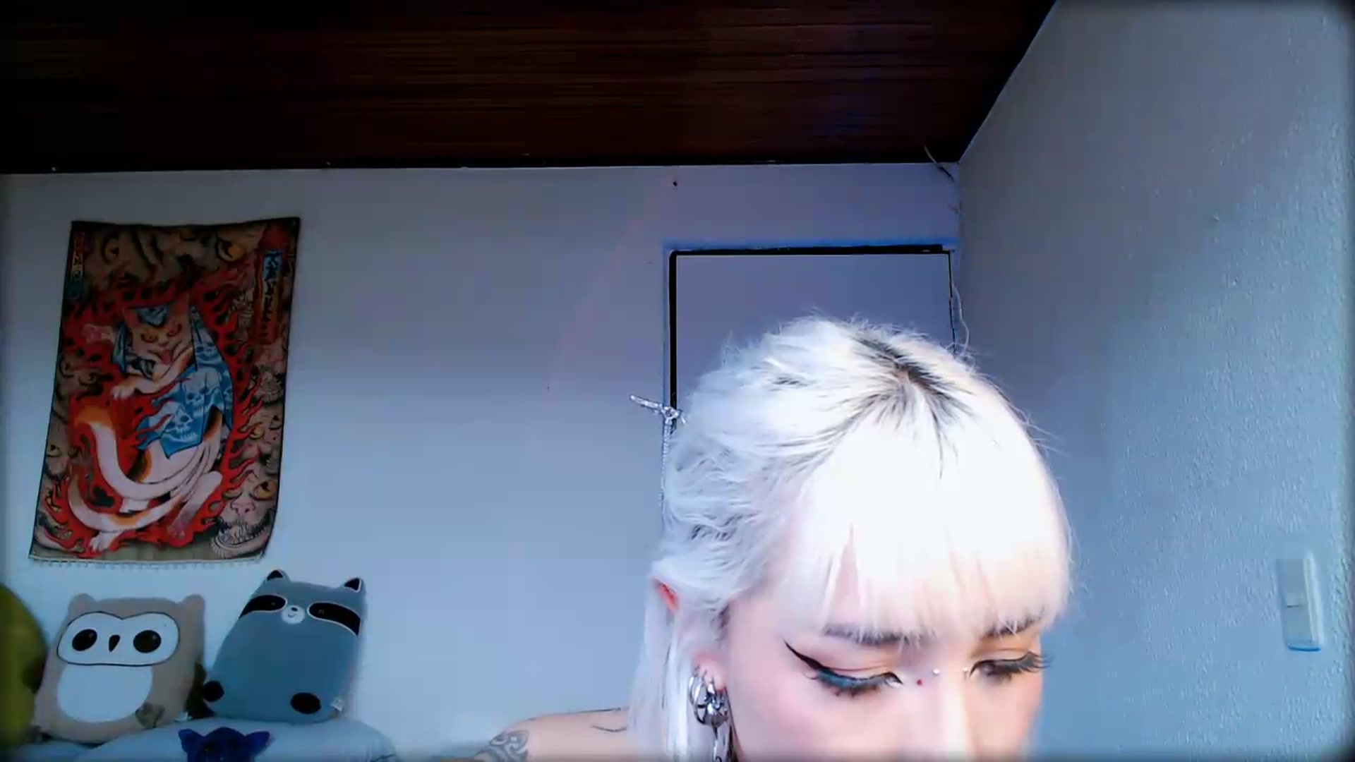 Gallery image thumbnail from Petit_Haze's myfreecams stream on, 06/15/2026, 22:10 image 11 of 20