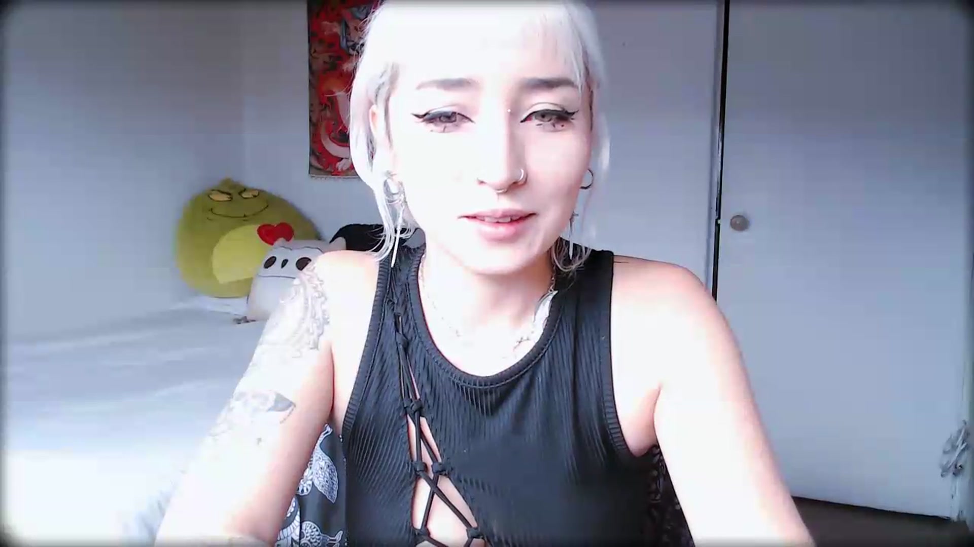 Gallery image thumbnail from Petit_Haze's myfreecams stream on, 06/29/2026, 15:58 image 3 of 20