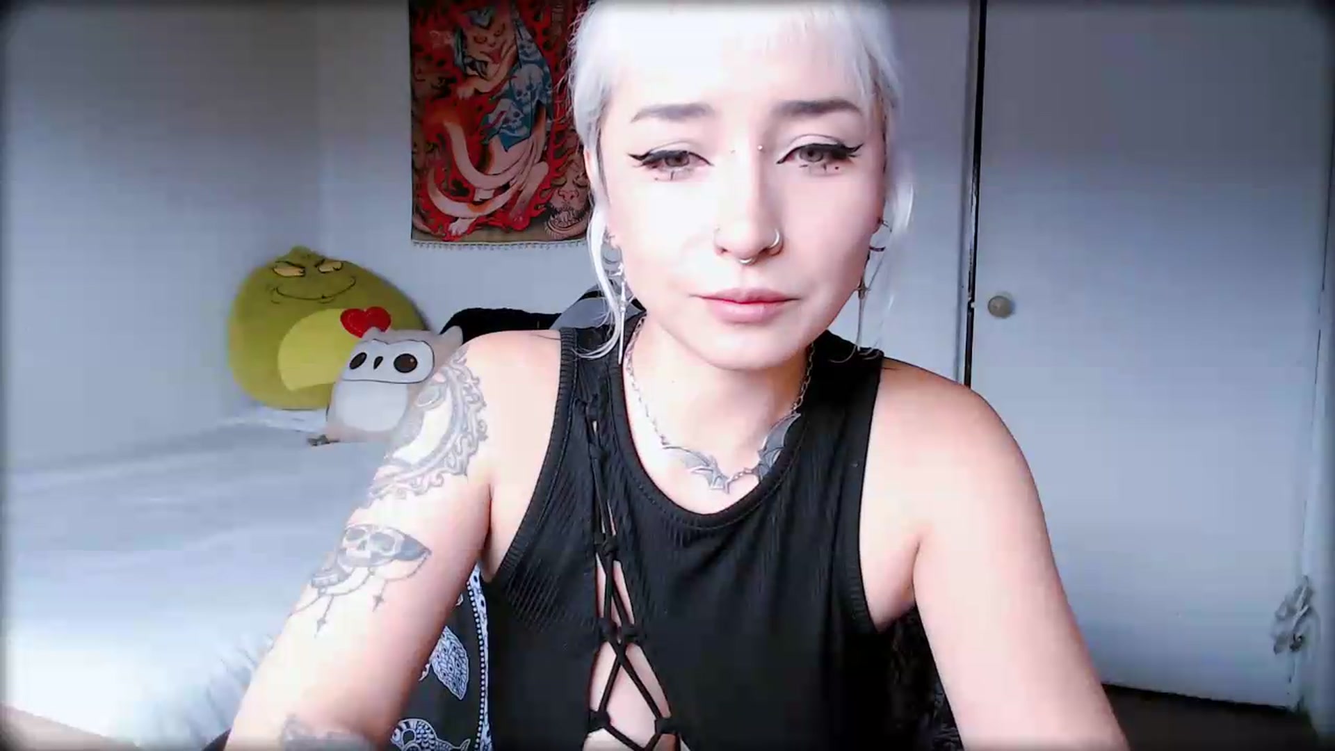 Gallery image thumbnail from Petit_Haze's myfreecams stream on, 06/29/2026, 15:58 image 15 of 20
