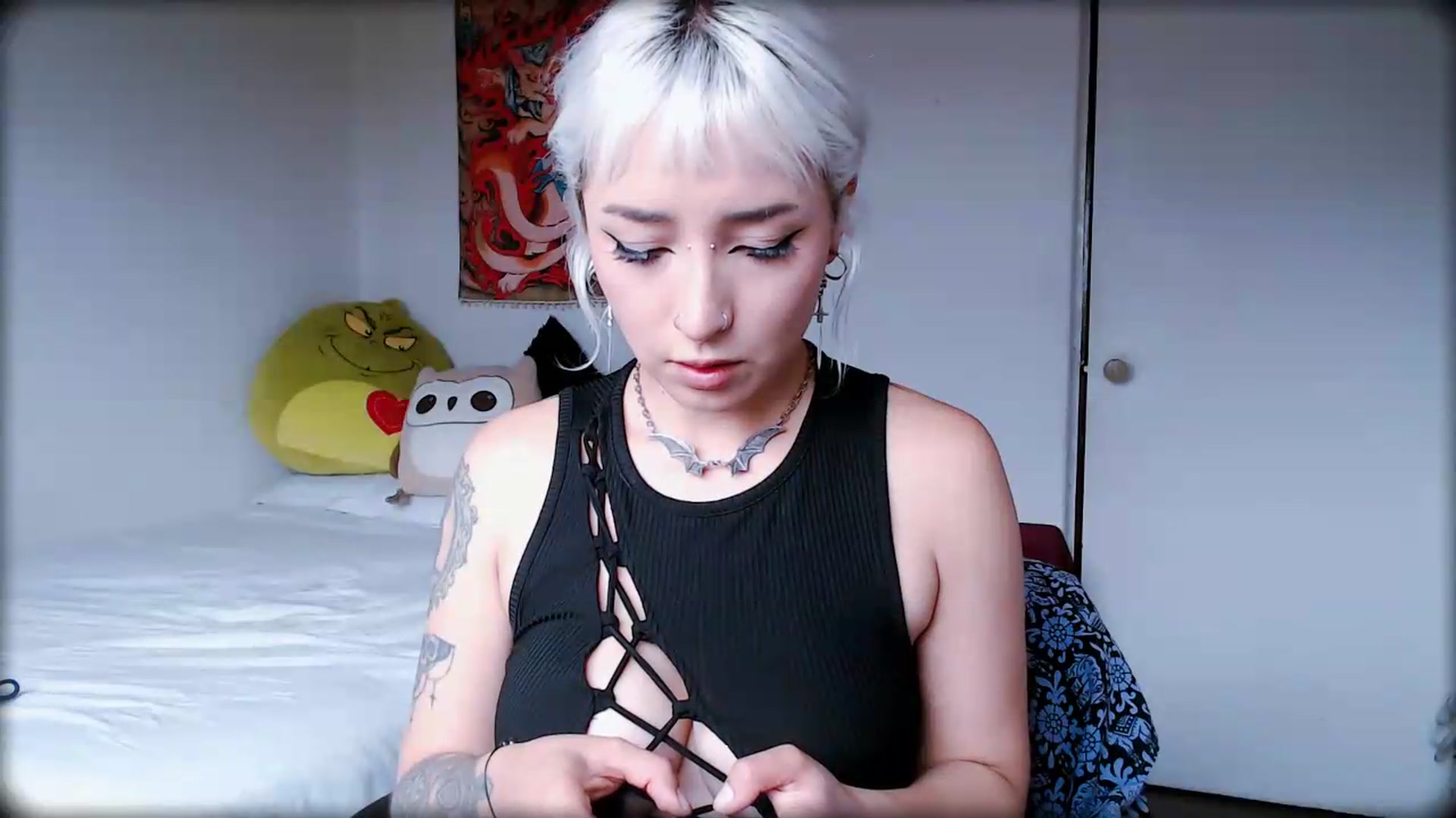 Gallery image thumbnail from Petit_Haze's myfreecams stream on, 06/29/2026, 16:53 image 5 of 20
