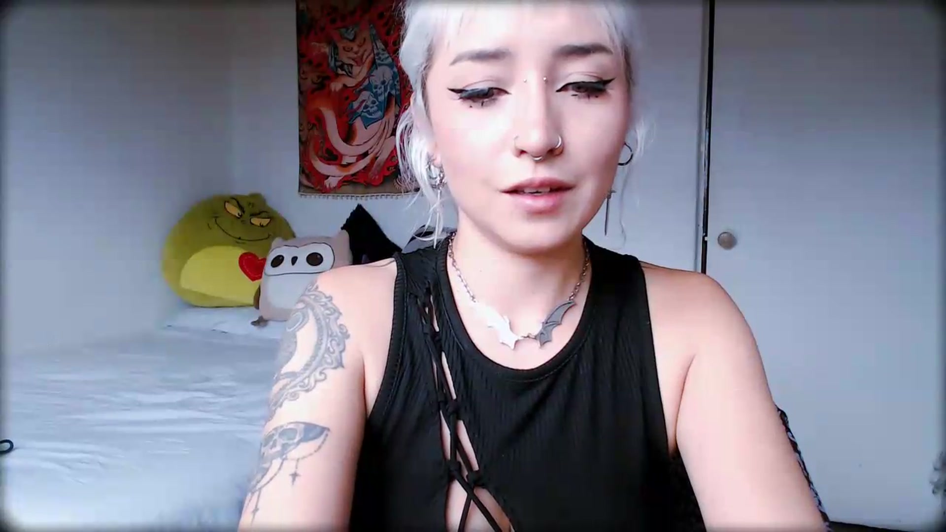 Gallery image thumbnail from Petit_Haze's myfreecams stream on, 06/29/2026, 16:53 image 12 of 20