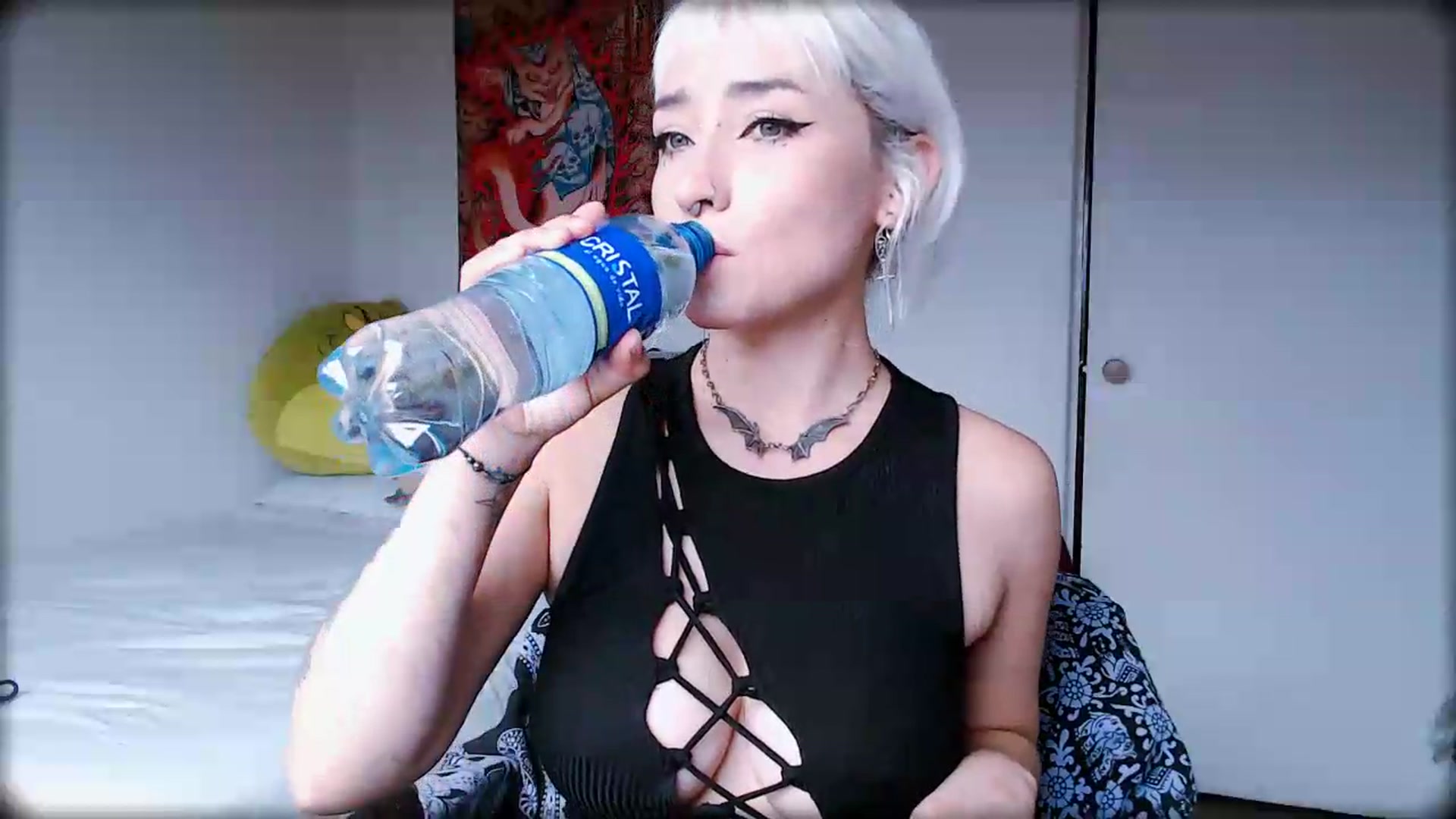 Gallery image thumbnail from Petit_Haze's myfreecams stream on, 06/29/2026, 16:53 image 14 of 20