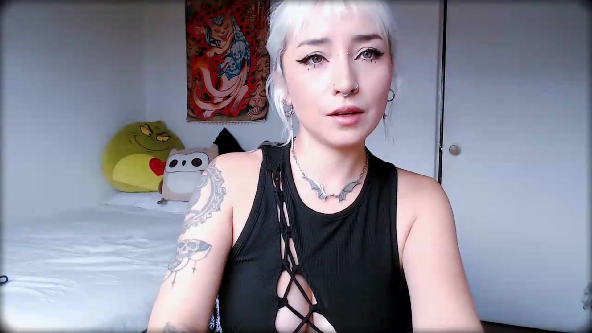Gallery image thumbnail from Petit_Haze's myfreecams stream on, 06/29/2026, 16:53 image 8 of 20