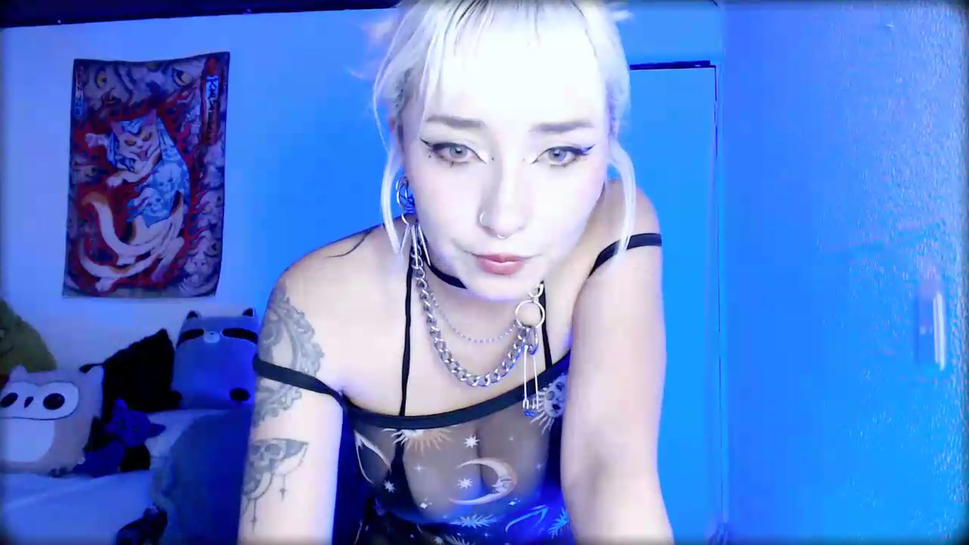 Gallery image thumbnail from Petit_Haze's myfreecams stream on, 07/01/2026, 24:08 image 12 of 20