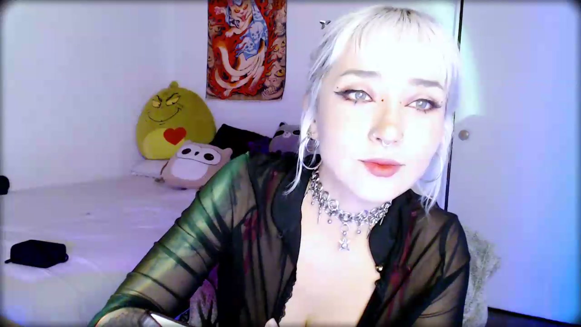 Gallery image thumbnail from Petit_Haze's myfreecams stream on, 07/04/2026, 24:45 image 6 of 20