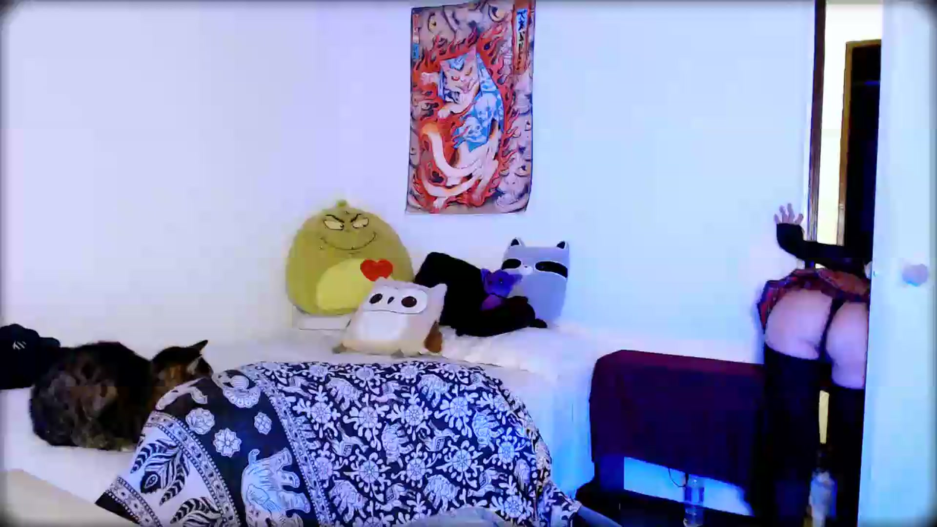 Gallery image thumbnail from Petit_Haze's myfreecams stream on, 07/05/2026, 06:02 image 1 of 20