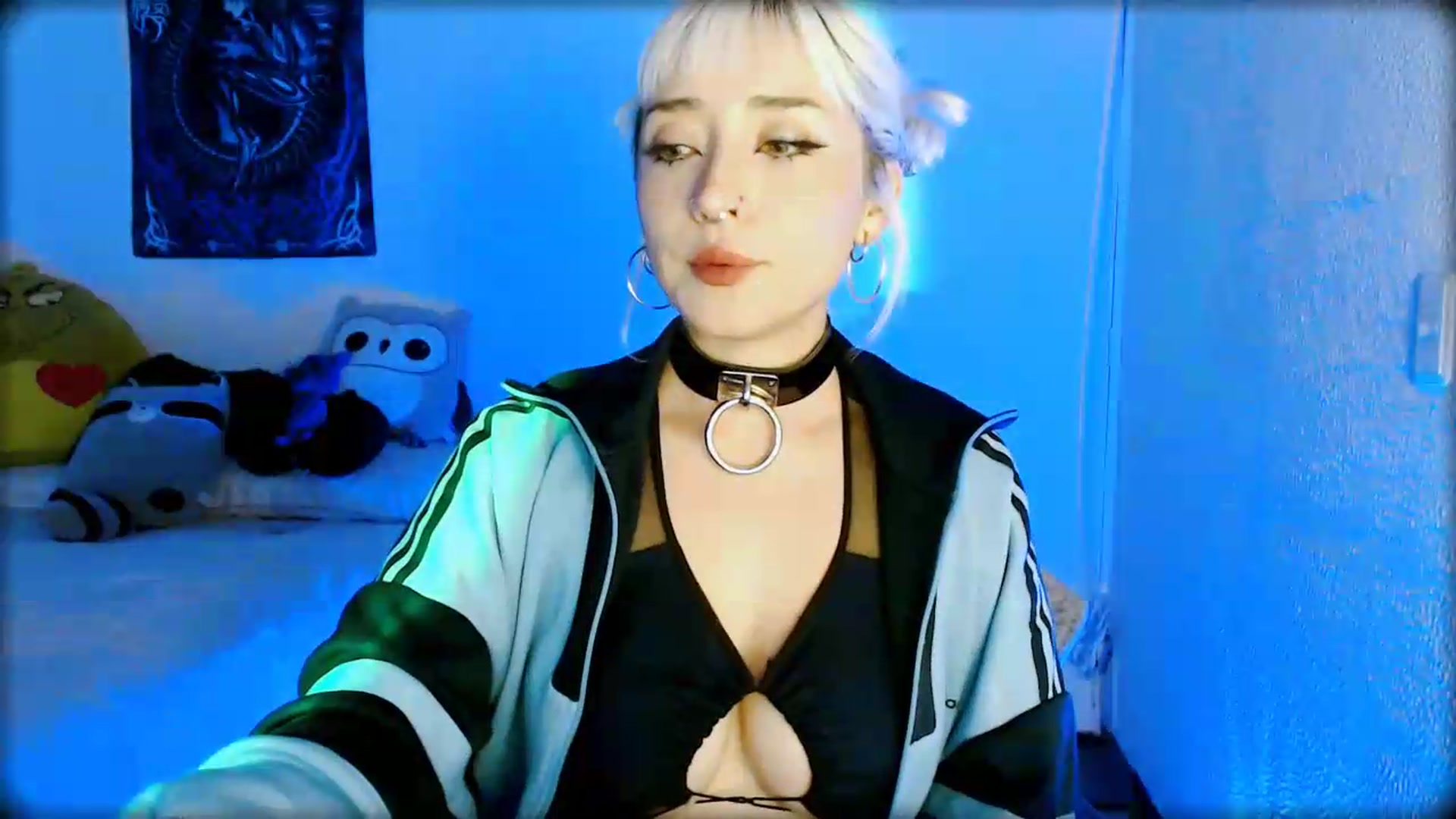 Gallery image thumbnail from Petit_Haze's myfreecams stream on, 07/19/2026, 06:54 image 13 of 20
