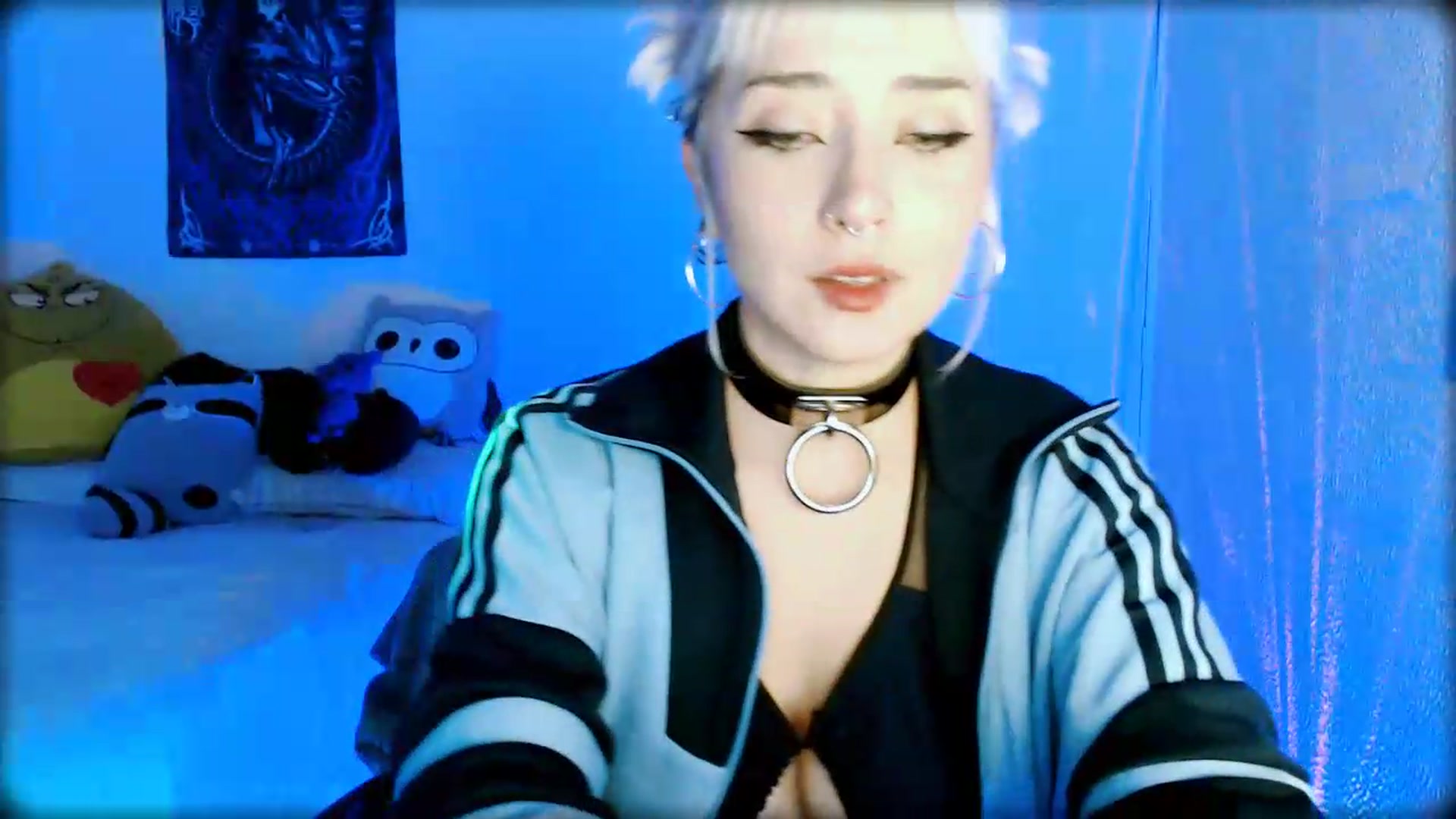 Gallery image thumbnail from Petit_Haze's myfreecams stream on, 07/19/2026, 06:54 image 5 of 20