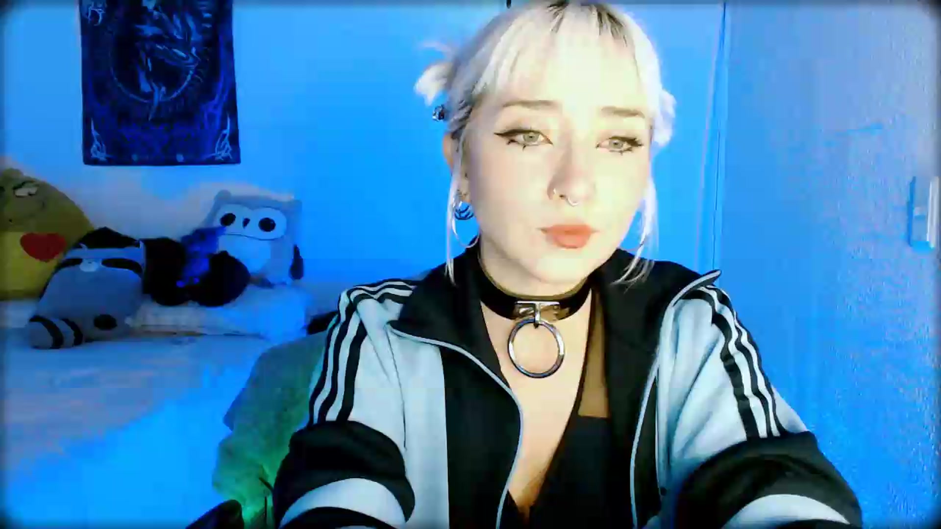 Gallery image thumbnail from Petit_Haze's myfreecams stream on, 07/19/2026, 06:54 image 17 of 20
